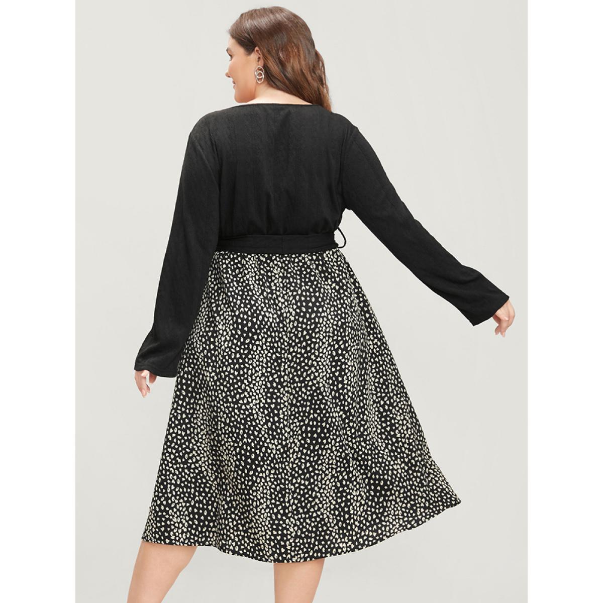 Plus Size Leopard Patchwork V Neck Pocket Belted Textured Dress Black Women Elegant Patchwork V-neck Long Sleeve Curvy Midi Dress BloomChic 14-16/1X Product Image