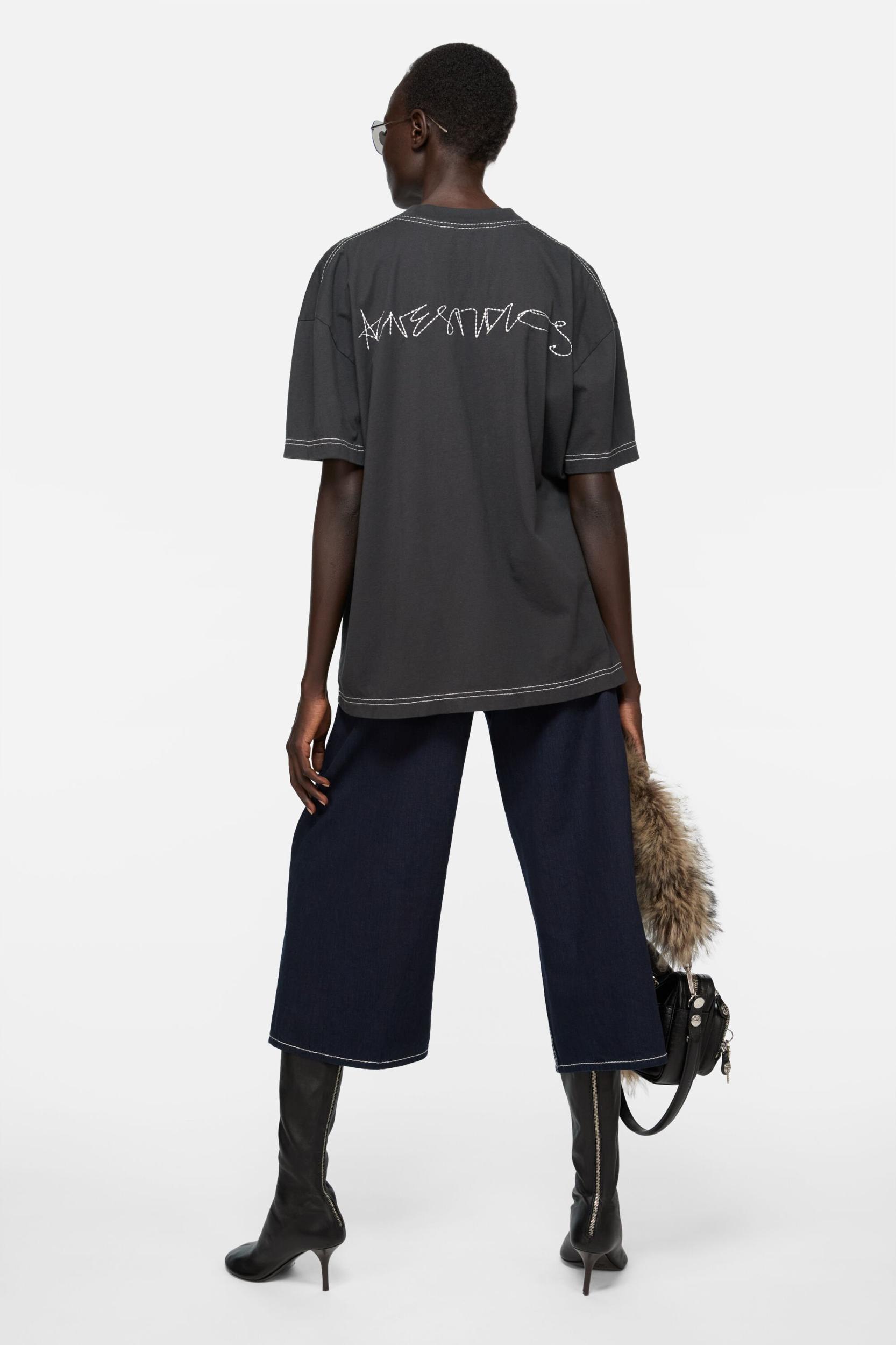 Logo t-shirt Product Image