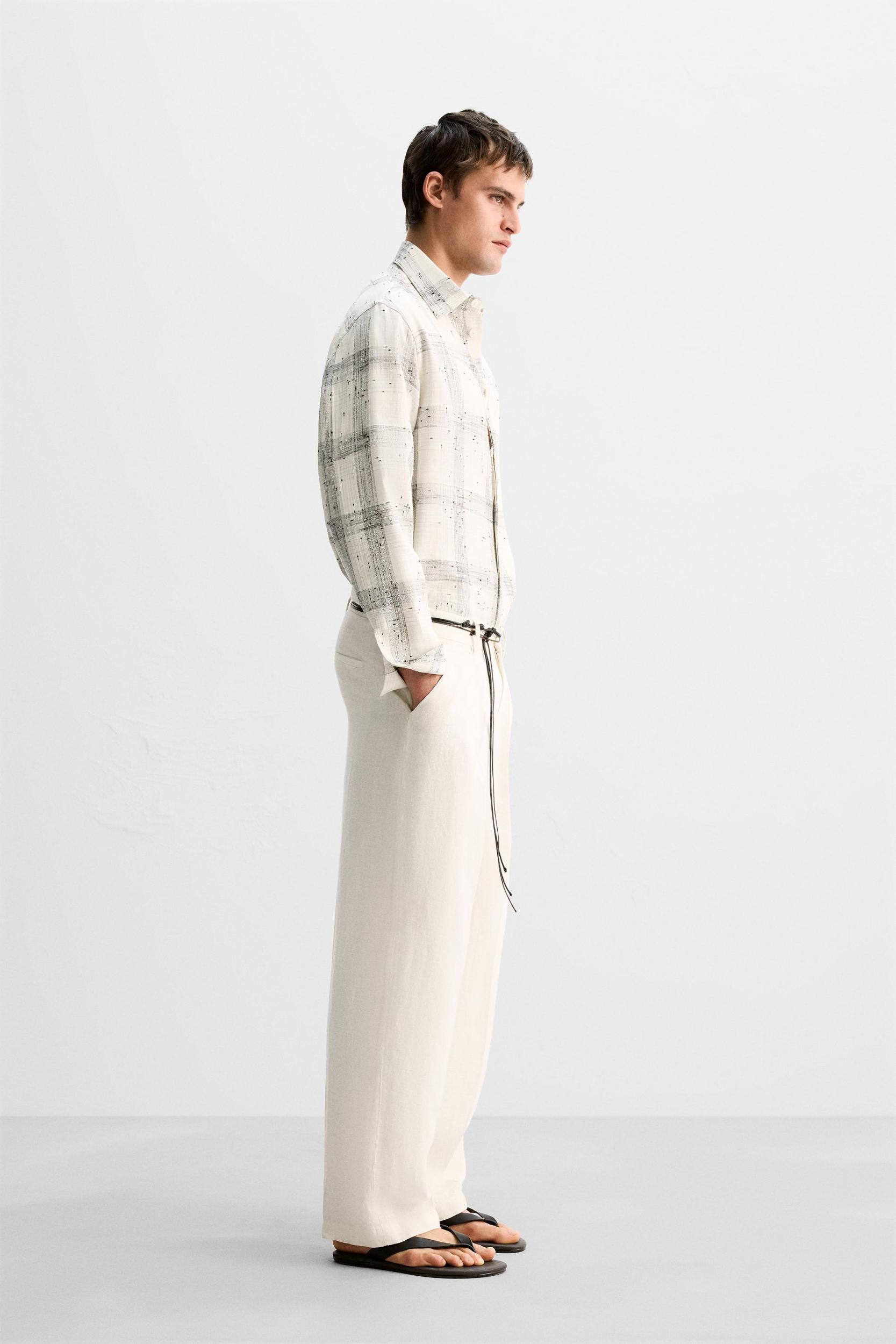 LIMITED EDITION 100% LINEN PLEATED PANTS Product Image