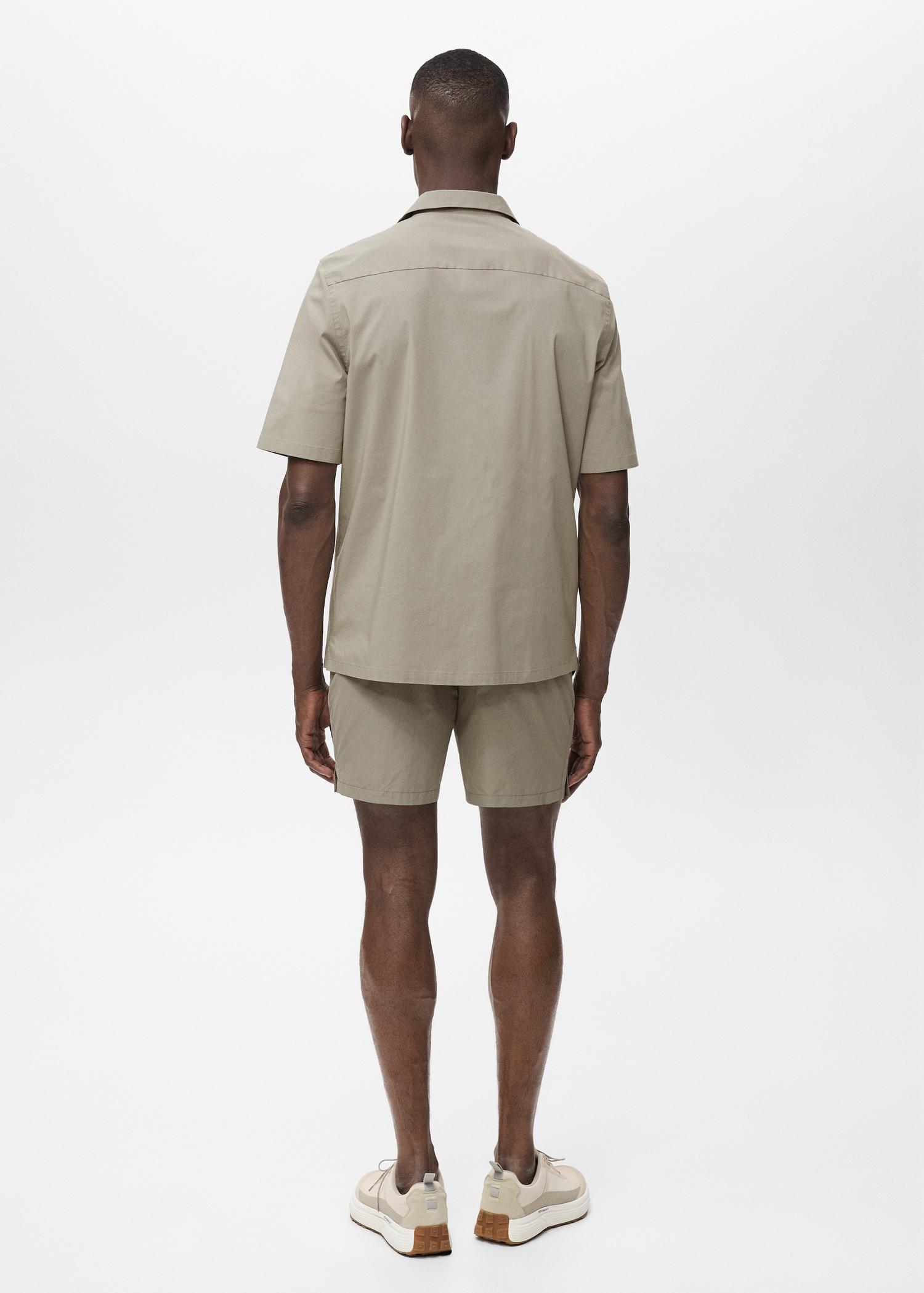 Shirt with pockets and bowling collar - Men | MANGO USA Product Image