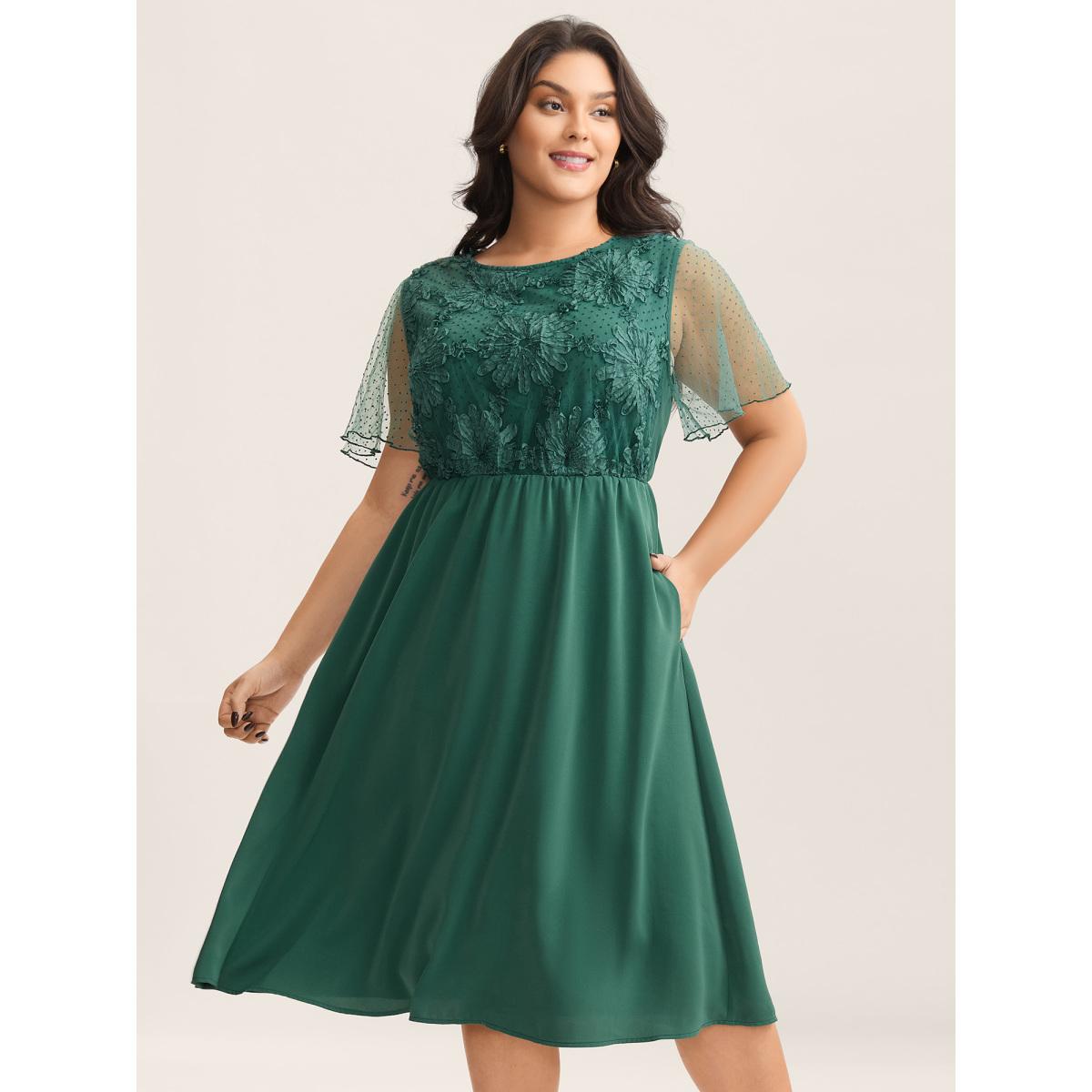 Plus Size Floral Textured Sheer Pockets Midi Dress Emerald Women Round Neck Short sleeve Curvy BloomChic 10/M Product Image