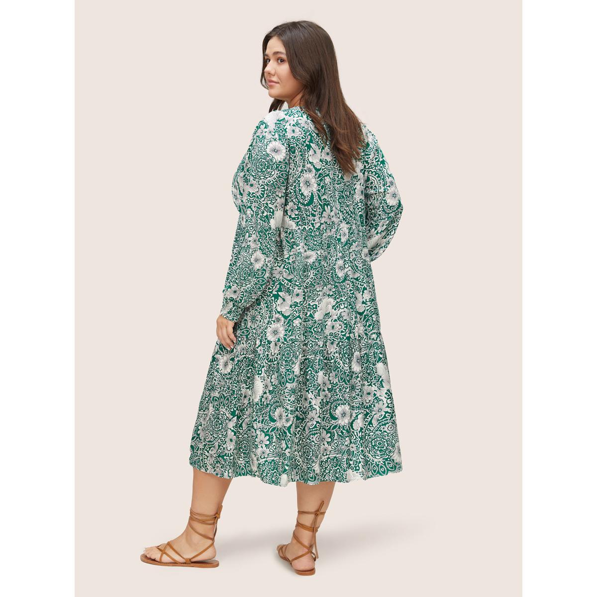 Plus Size Floral Shirred Button Detail Lantern Sleeve Dress Emerald Women Resort Non Notched collar Long Sleeve Curvy Midi Dress BloomChic 26/4X Product Image