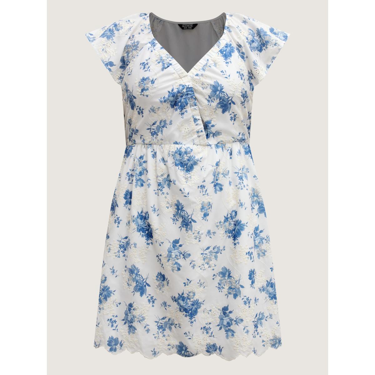 Plus Size Embroidered Floral Flutter Sleeve Midi Dress LightBlue Women V-neck Cap Sleeve Curvy BloomChic 30/6X Product Image
