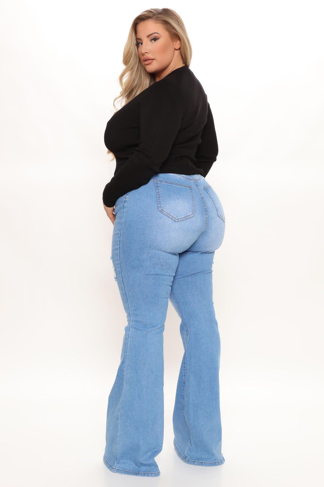 Kassie Button Cropped Cardigan Sweater - Black Product Image