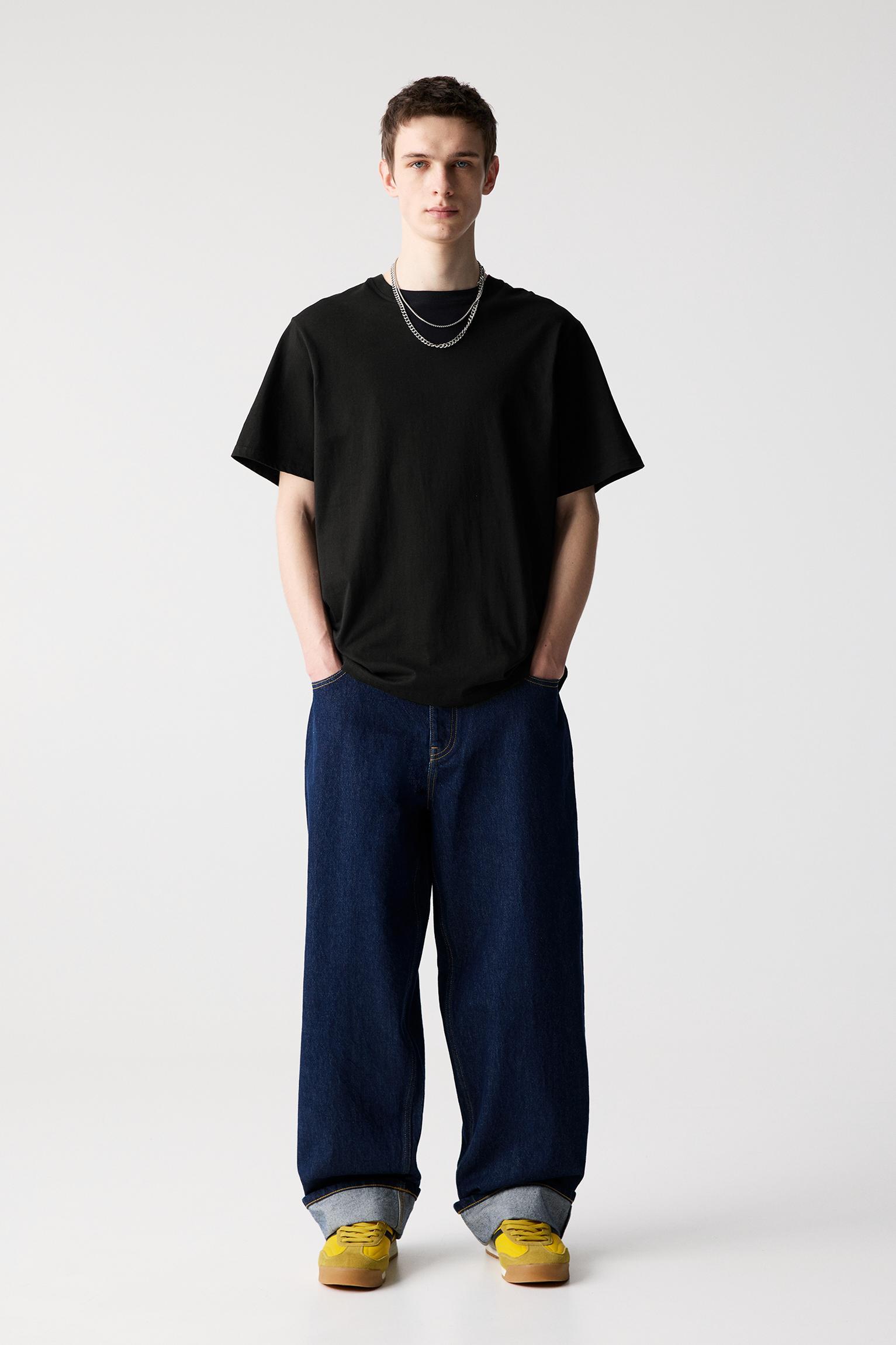 Basic short sleeve cotton T-shirt Product Image