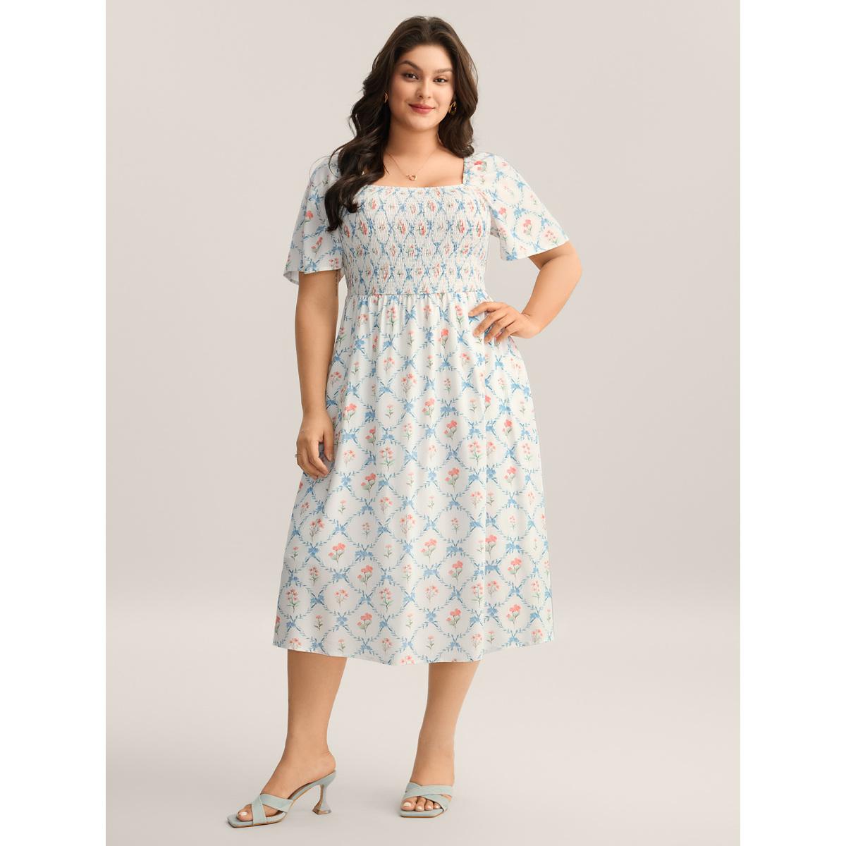 Plus Size Shirred Floral Print Pockets Midi Dress Originalwhite Women Romantic Square Neck Short sleeve Curvy BloomChic 26/4X Product Image