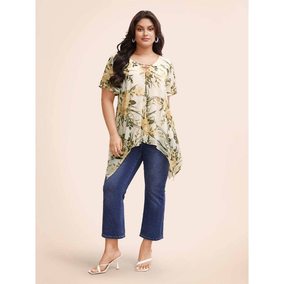 Plus Size Ivory Chiffon Floral Crisscross Hanky Hem Blouse Women Elegant Short sleeve V-neck Everyday Blouses BloomChic 28/5X Product Image