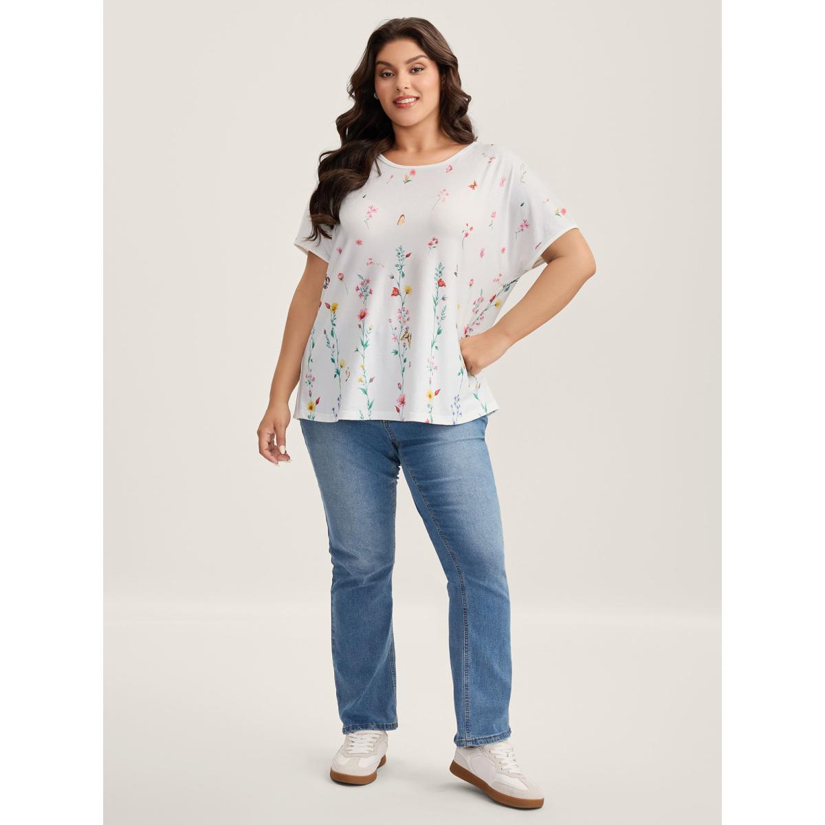 Plus Size Stretchy Floral Print Round Neck T-Shirt Originalwhite Women Leisure Non Natural Flowers Round Neck Loose Casual T-shirts BloomChic 26/4X Product Image
