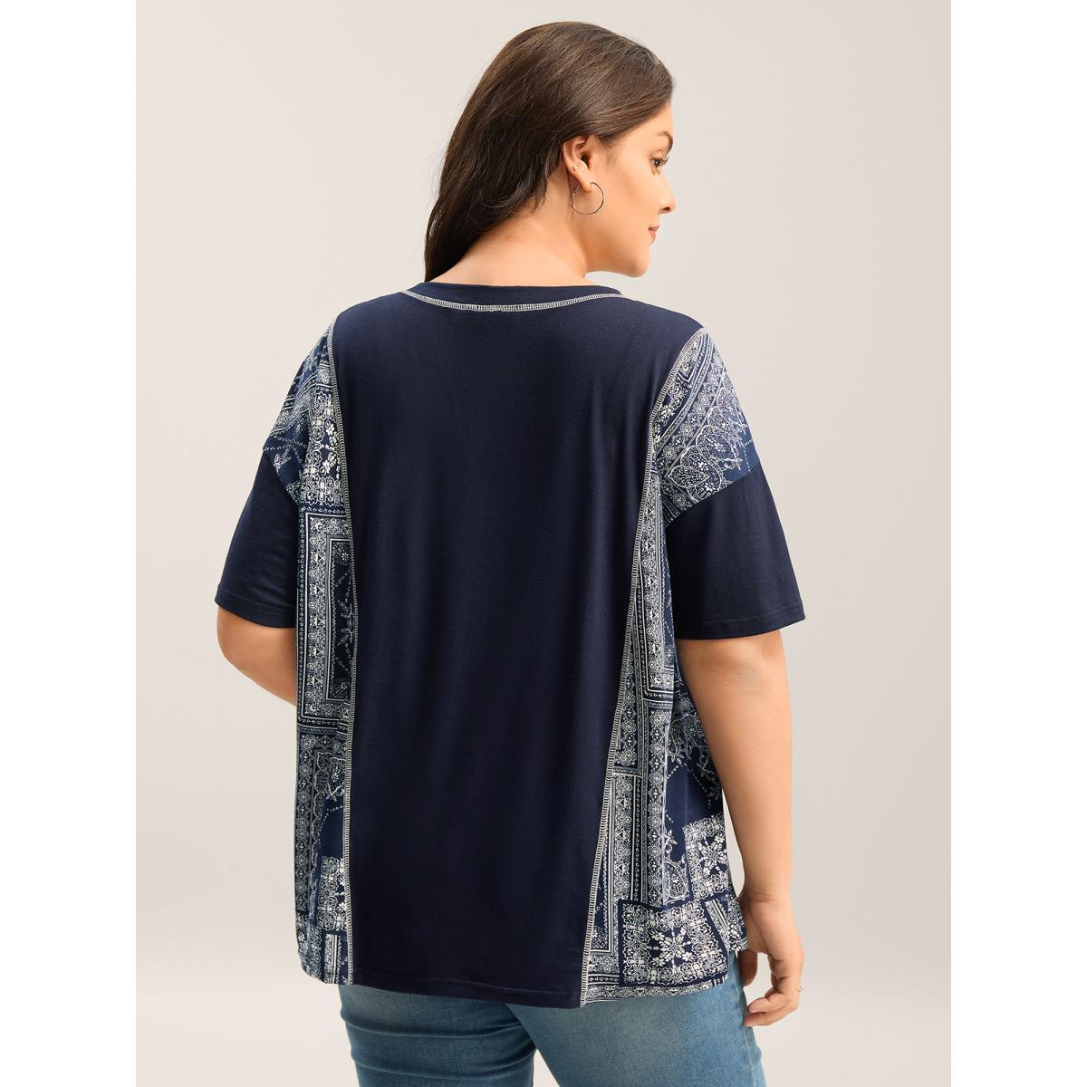 Plus Size Geometric Print Spliced Solid T-Shirt Midnight Women Leisure Topstitching Round Neck Casual T-shirts BloomChic 12/L Product Image