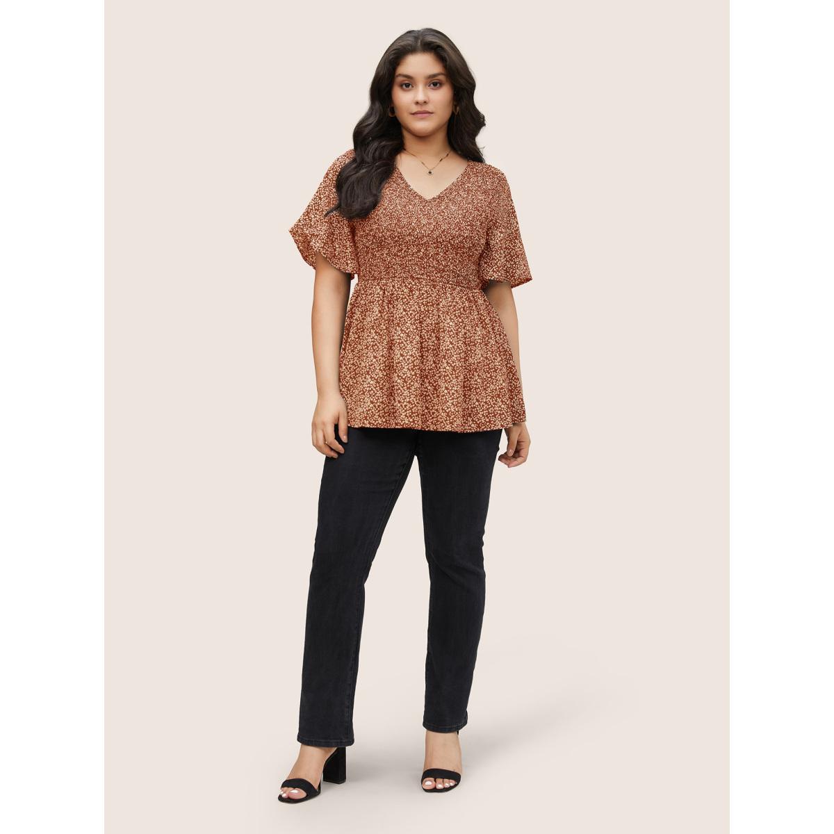 Plus Size OrangeRed Ditsy Floral Shirred Ruffle Sleeve Elastic Waist Blouse Women Elegant Short sleeve V-neck Everyday Blouses BloomChic 26/4X Product Image