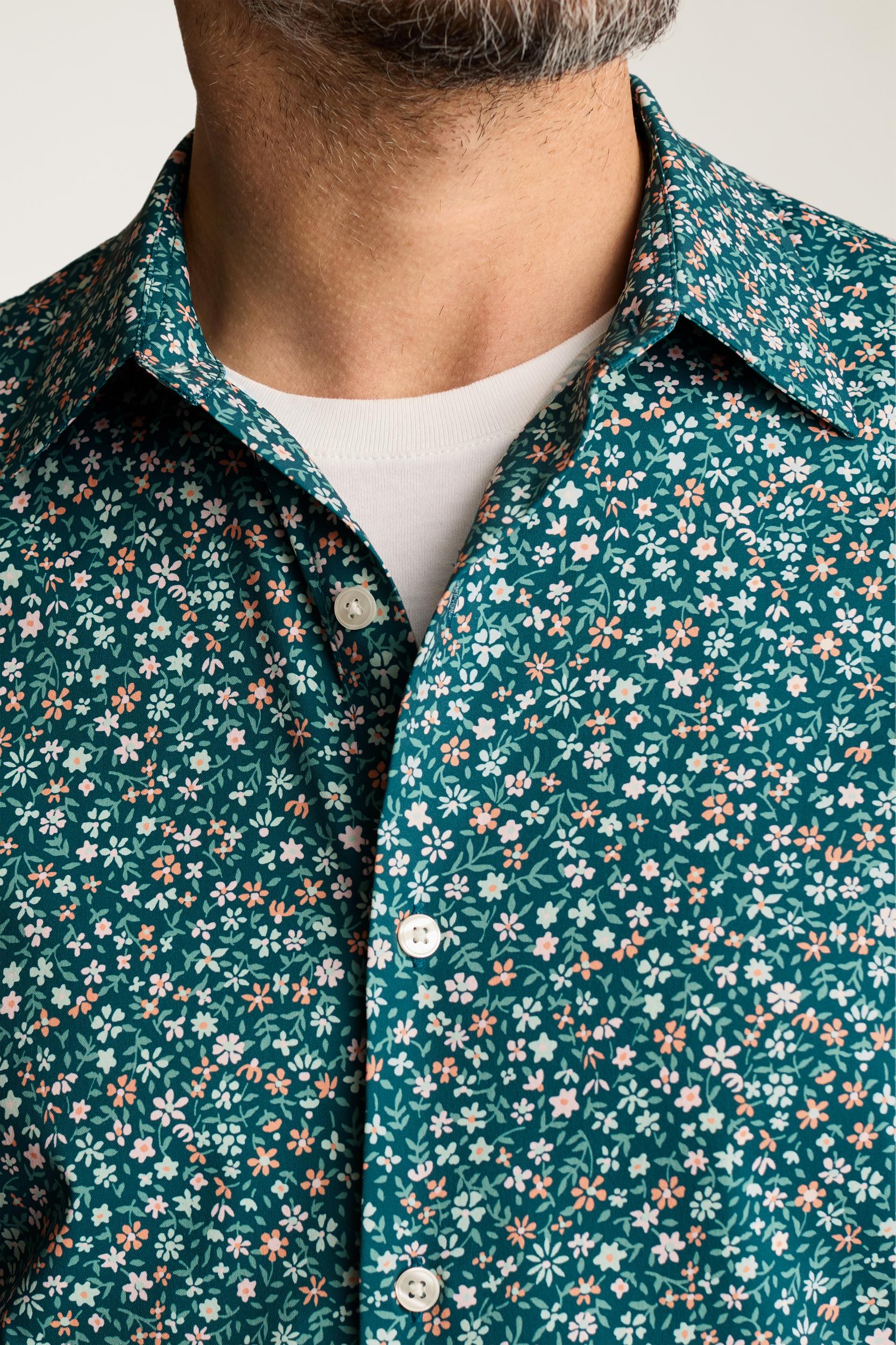 Tech Short Sleeve Shirt Product Image