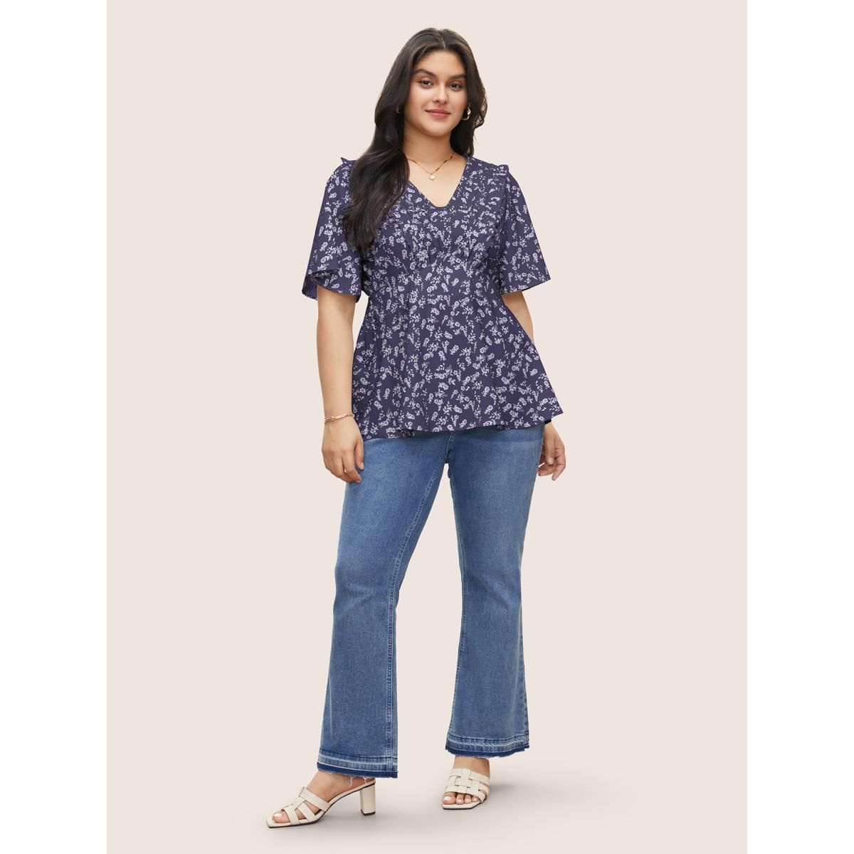 Plus Size Deeppurple Floral Pleated Elastic Waist Ruffle Sleeve Blouse Women Elegant Half Sleeve V-neck Everyday Blouses BloomChic 28/5X Product Image