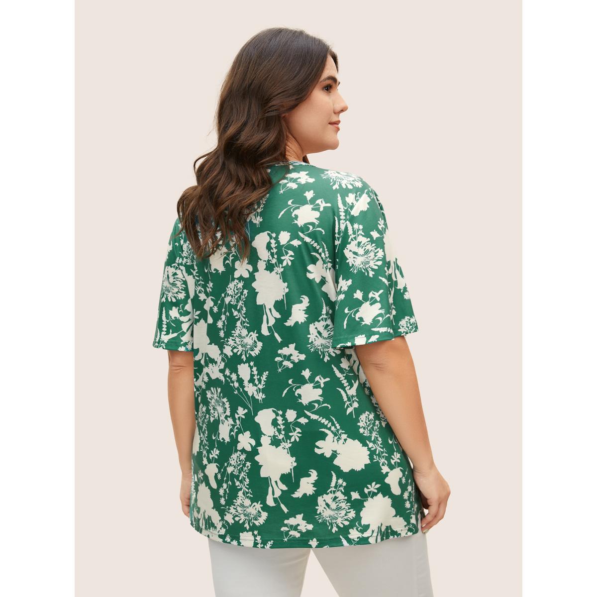 Plus Size Silhouette Floral Print Flutter Sleeve T-shirt DarkGreen Women Elegant Contrast Natural Flowers V-neck Everyday T-shirts BloomChic 12/L Product Image