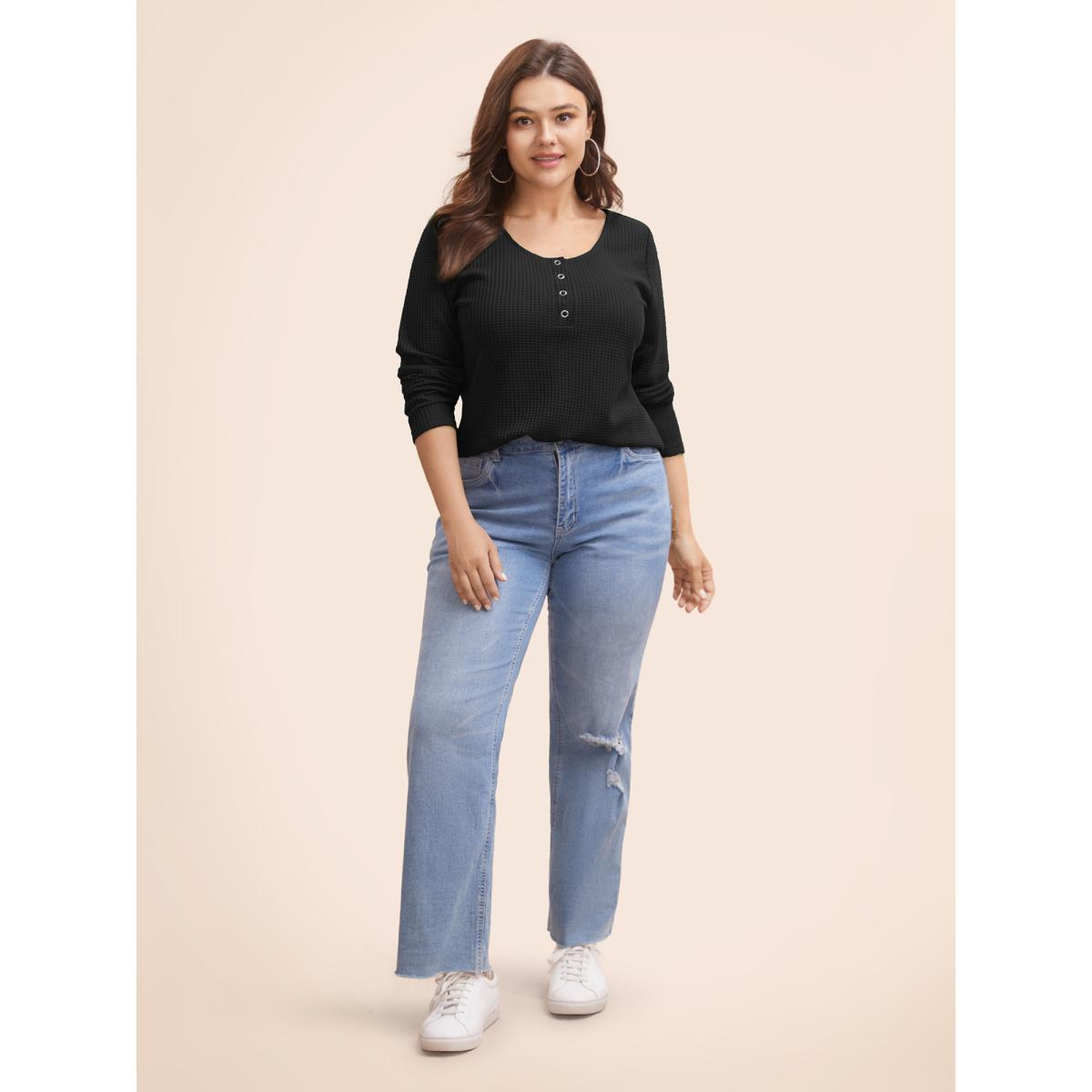 Plus Size Solid Waffle Knit Round Neck T-shirt Black Women Casual Texture Round Neck Everyday T-shirts BloomChic 30/6X Product Image