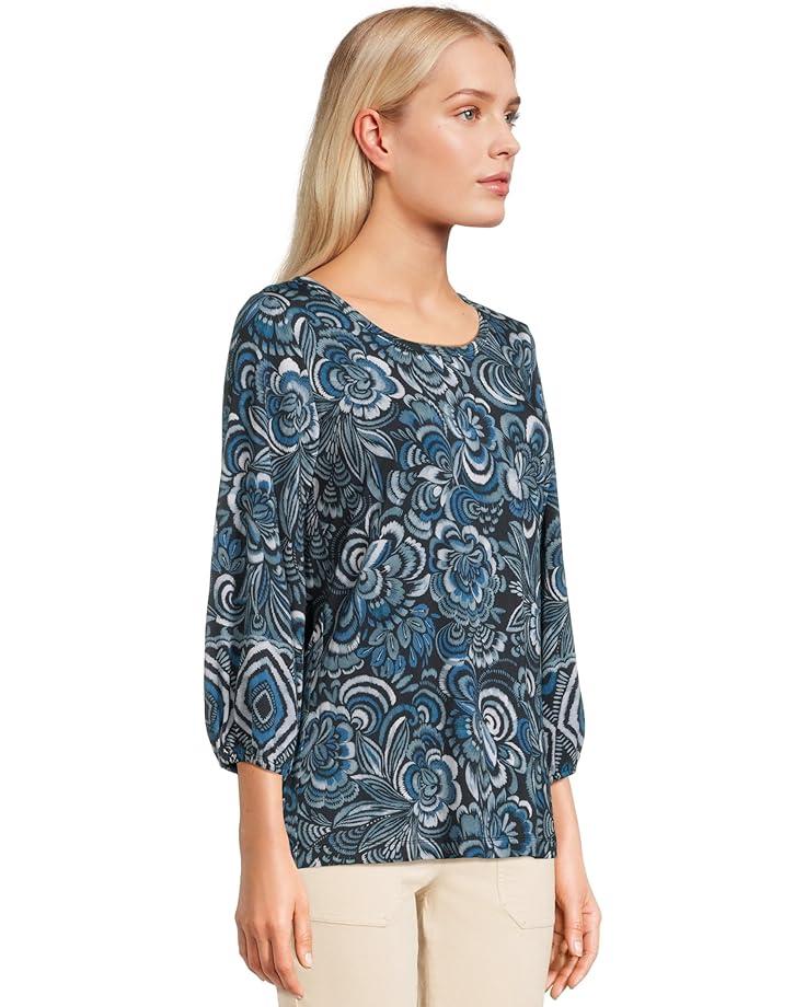 The Janie Favorite Long Sleeve V-neck Swing Tee- A Product Image