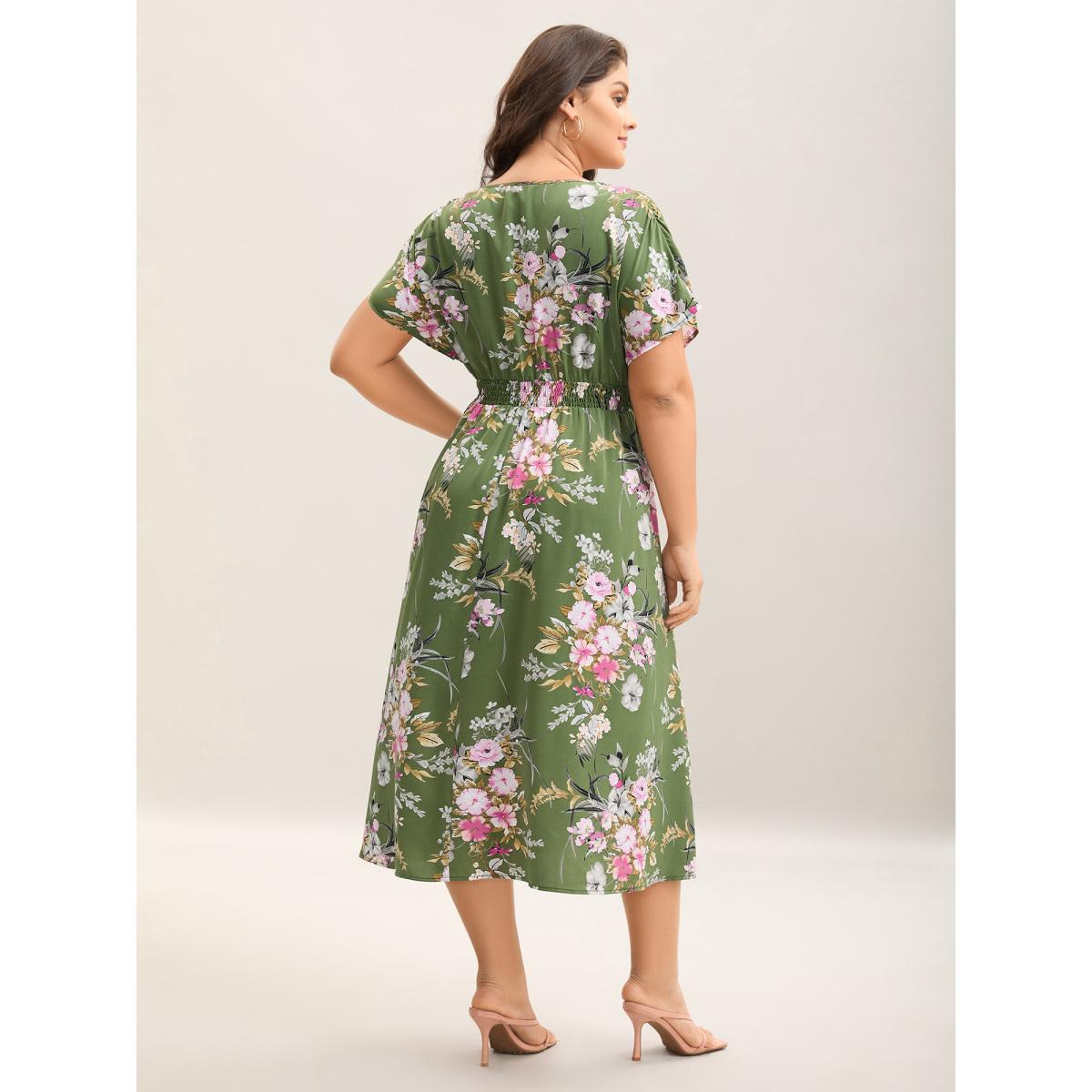 Plus Size Floral Print Lace Trim Pockets Maxi Dress Greenbean Women Elegant Woven ribbon&lace trim V-neck Cap Sleeve Curvy BloomChic 12/L Product Image