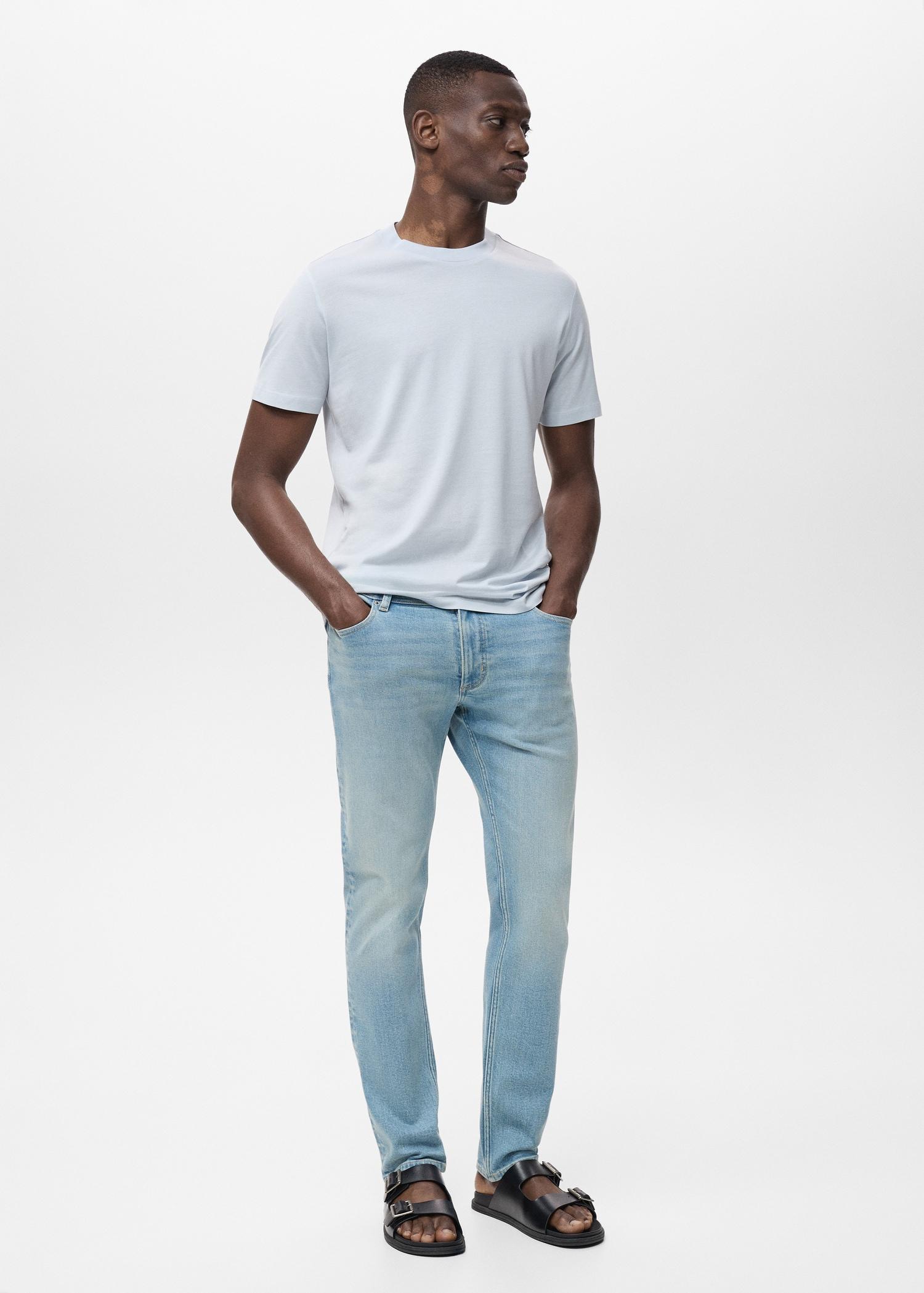 Jan slim-fit jeans with frayed effect - Men | MANGO USA Product Image