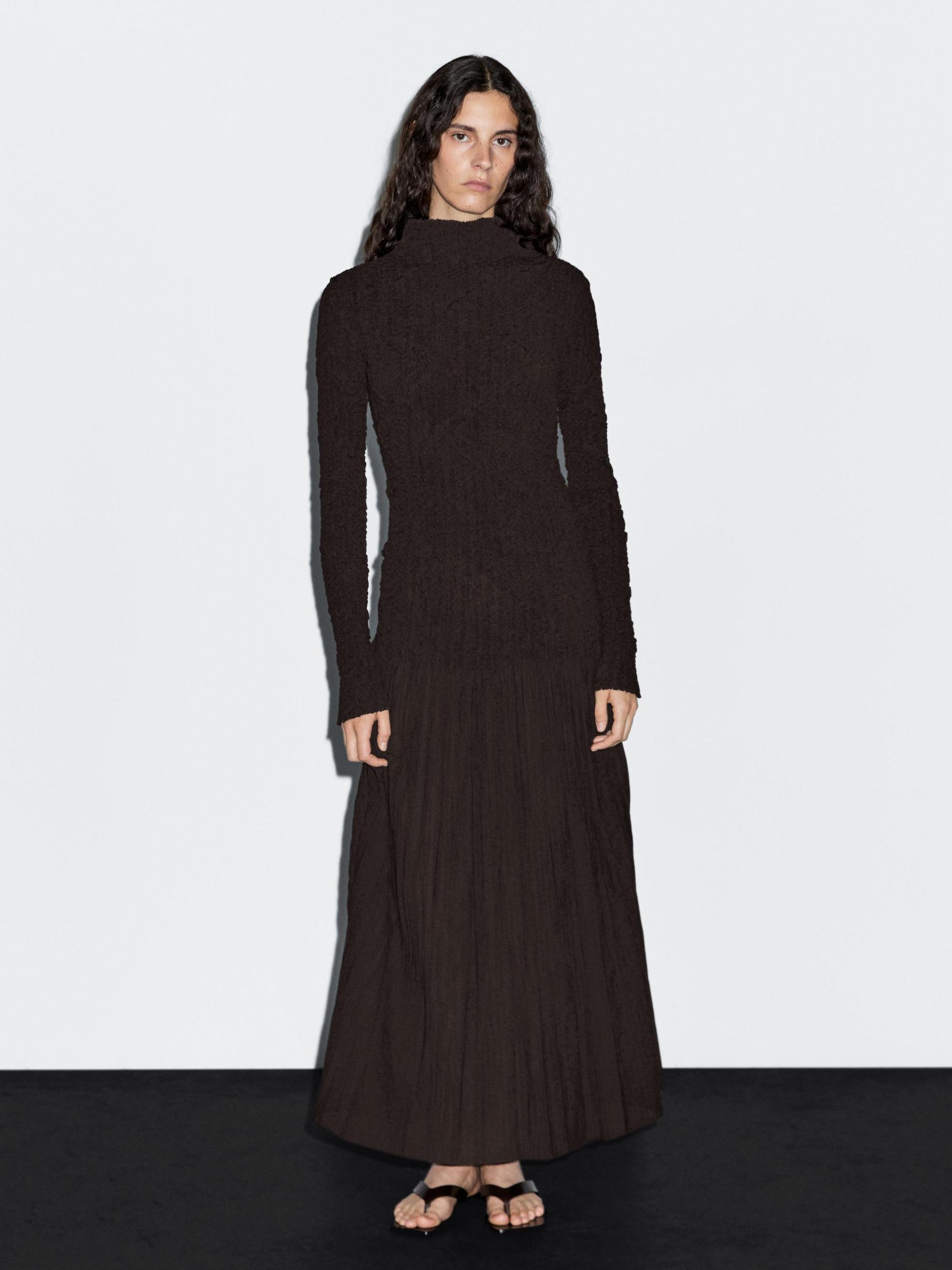 Long pleated stretch dress Product Image