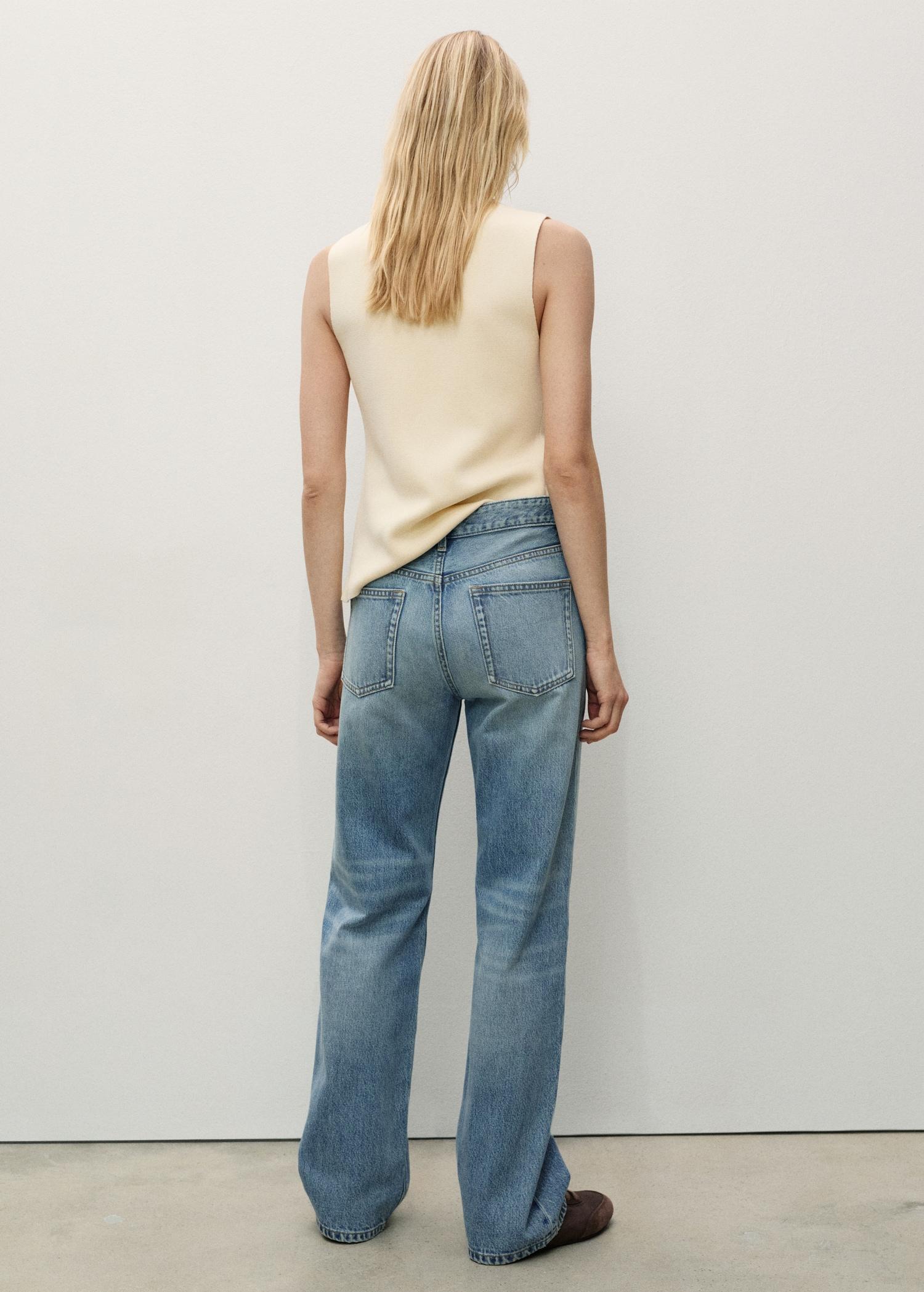 Miami medium-rise straight-fit jeans - Women | MANGO USA Product Image