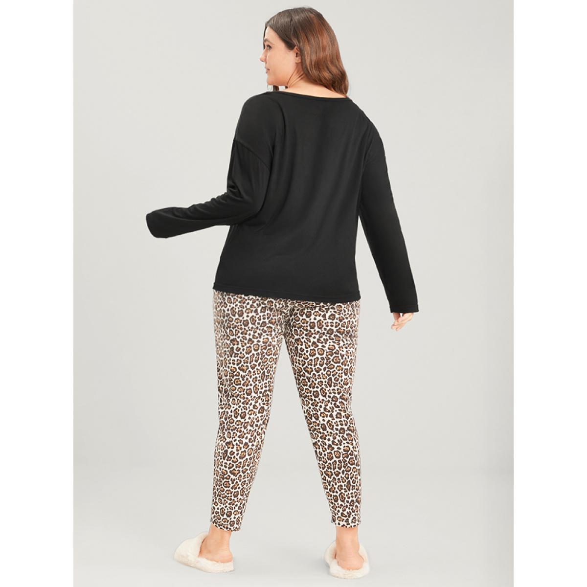 Plus Size Leopard Print Pocket Pajama Set Women Black Casual Leopard Patchwork V-neck Loungewear BloomChic 22-24/3X Product Image