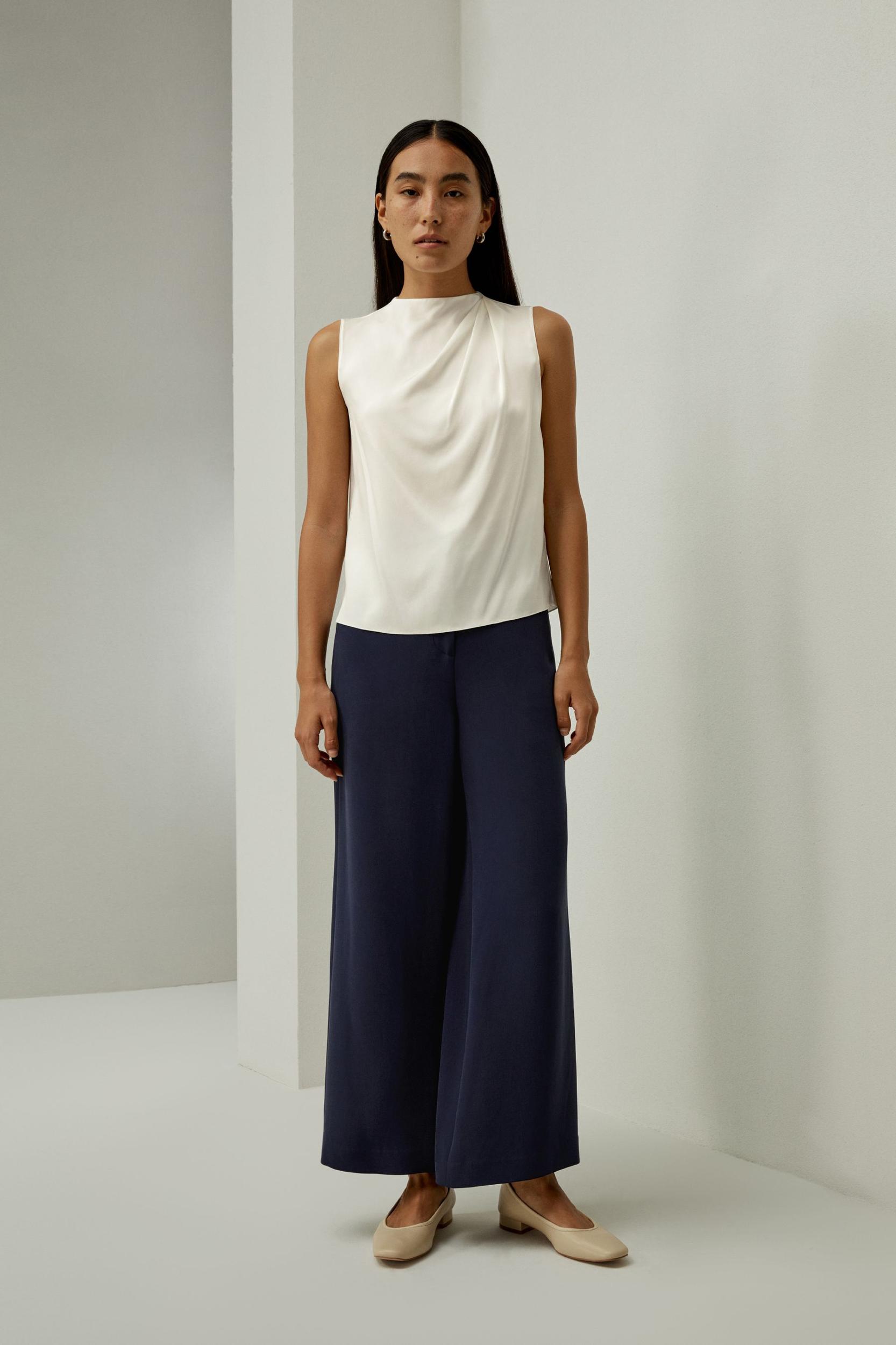 LILYSILK Silk Sleeveless Top - for Women - Black Silk Double Joe - Distinctive Half-Turtleneck Tops L Product Image