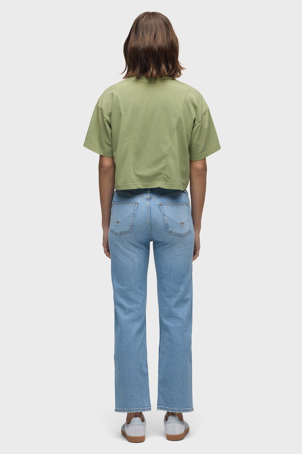 Short Sleeve Forward Seam Tee Female Product Image