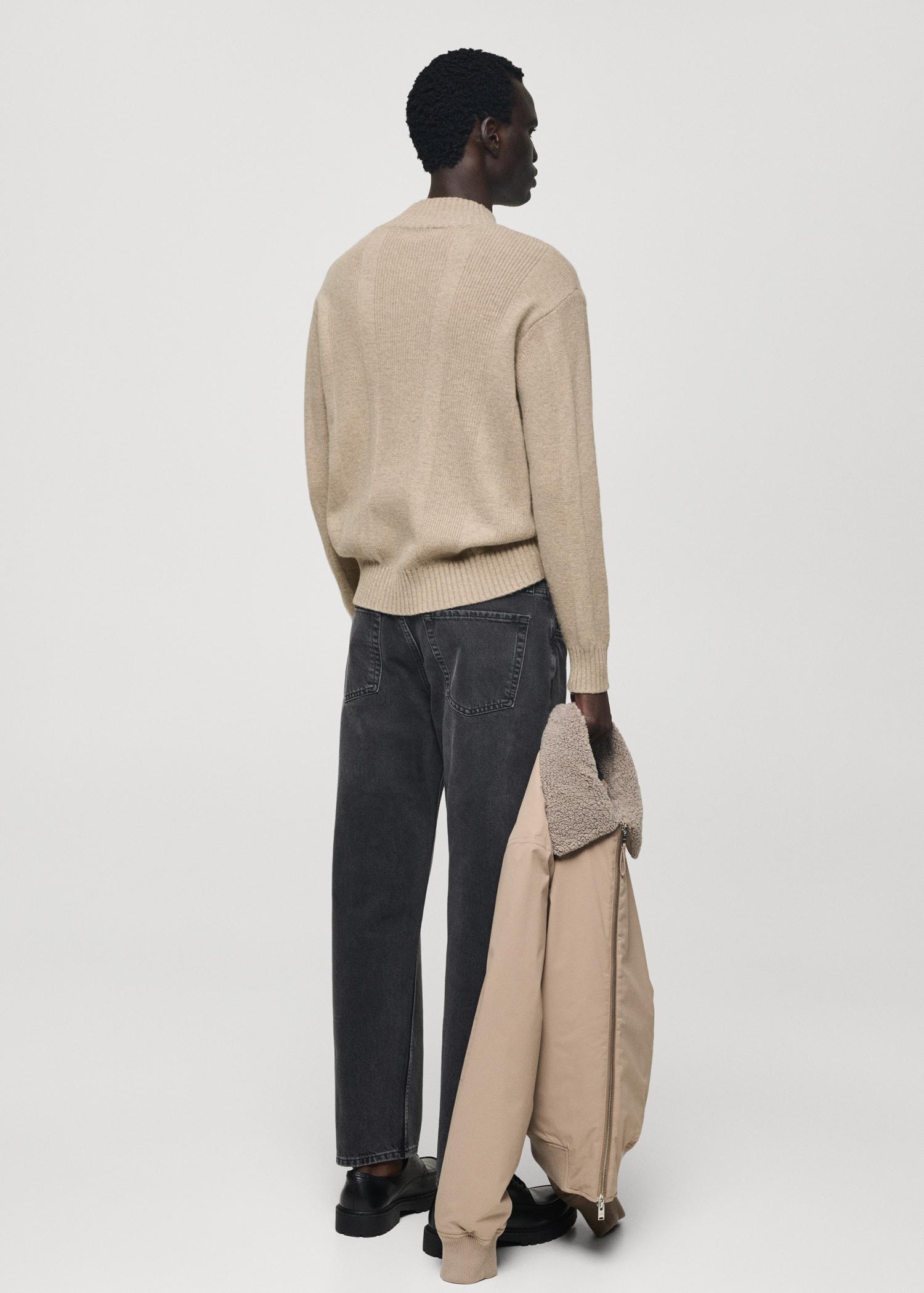 Knitted sweater with wool structure - Men | MANGO USA Product Image