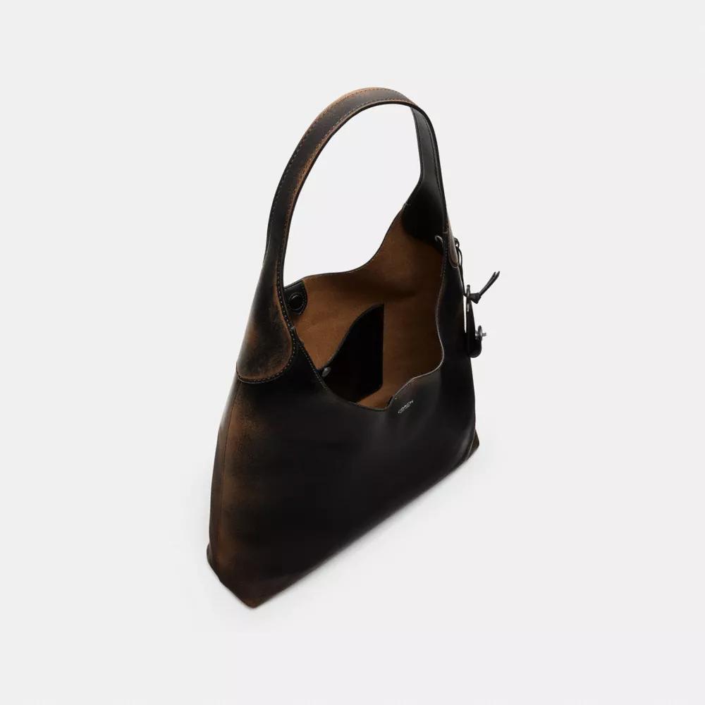 Brooklyn Shoulder Bag 39 In Loved Leather Product Image