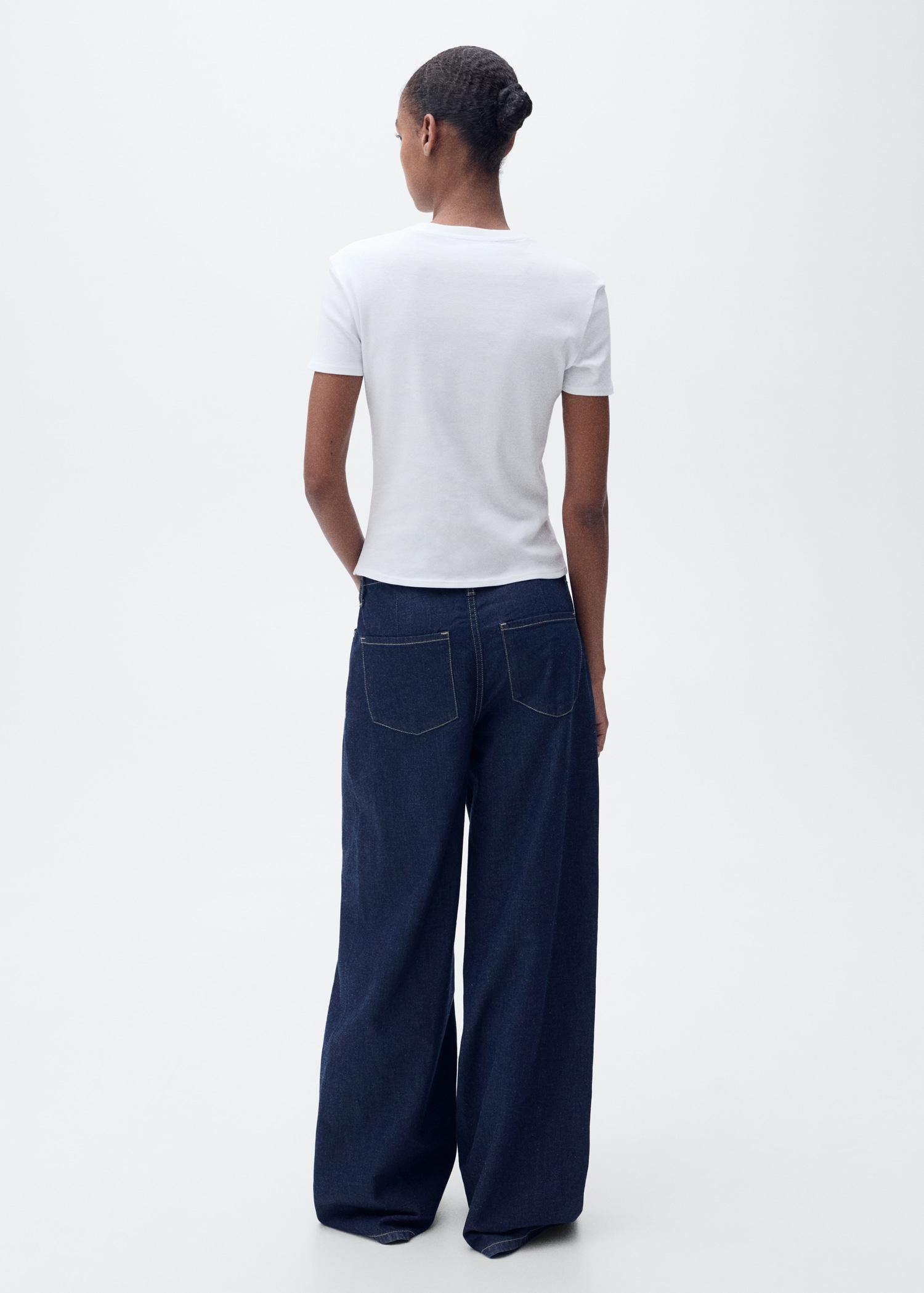 Fitted cotton t-shirt - Women | MANGO USA Product Image