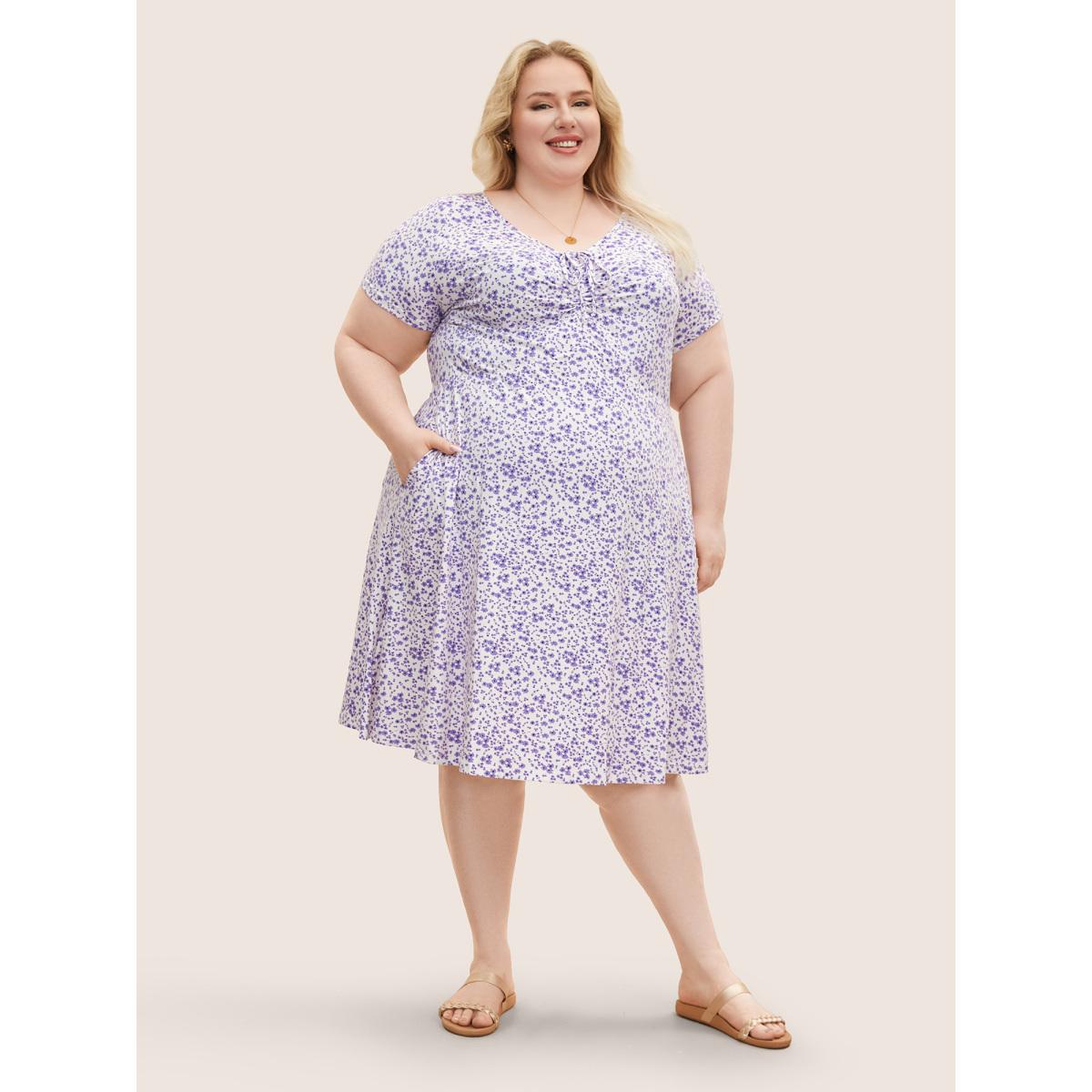Plus Size Ditsy Floral Elastic Waist Knot Drawstring Dress Lilac Women Casual Non V-neck Short sleeve Curvy Midi Dress BloomChic 30/6X Product Image