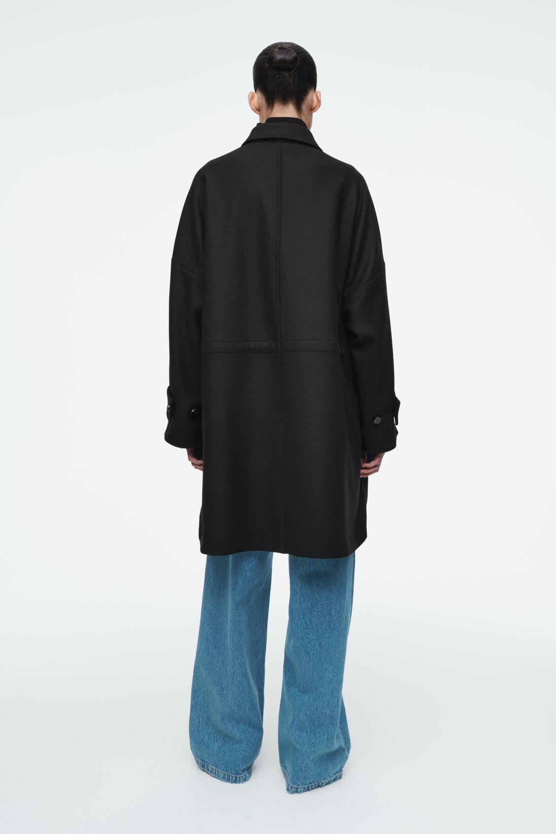 OVERSIZED WOOL WORKWEAR COAT Product Image