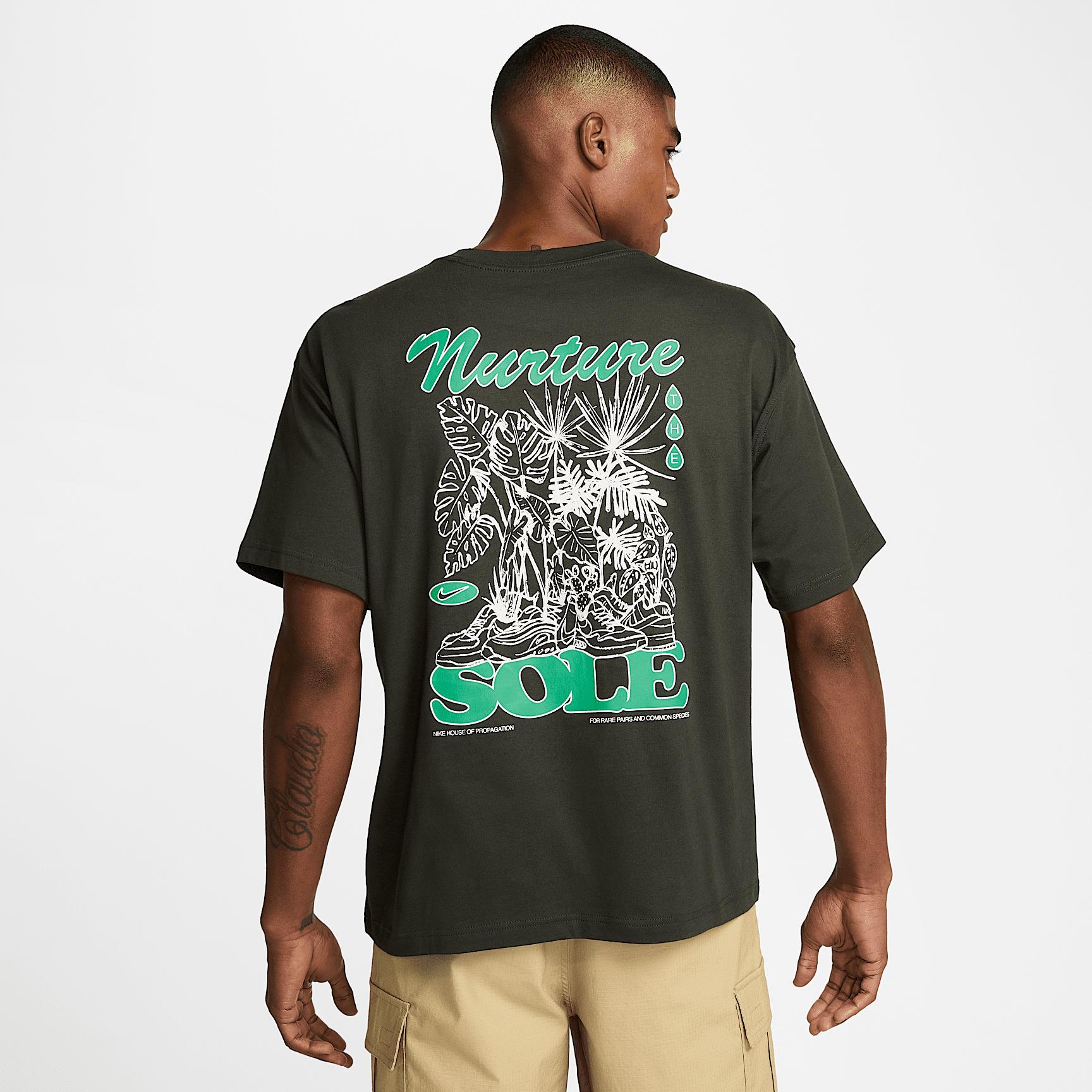 Mens Nike Sportswear Max90 T-Shirt | HJ0597-355 Product Image