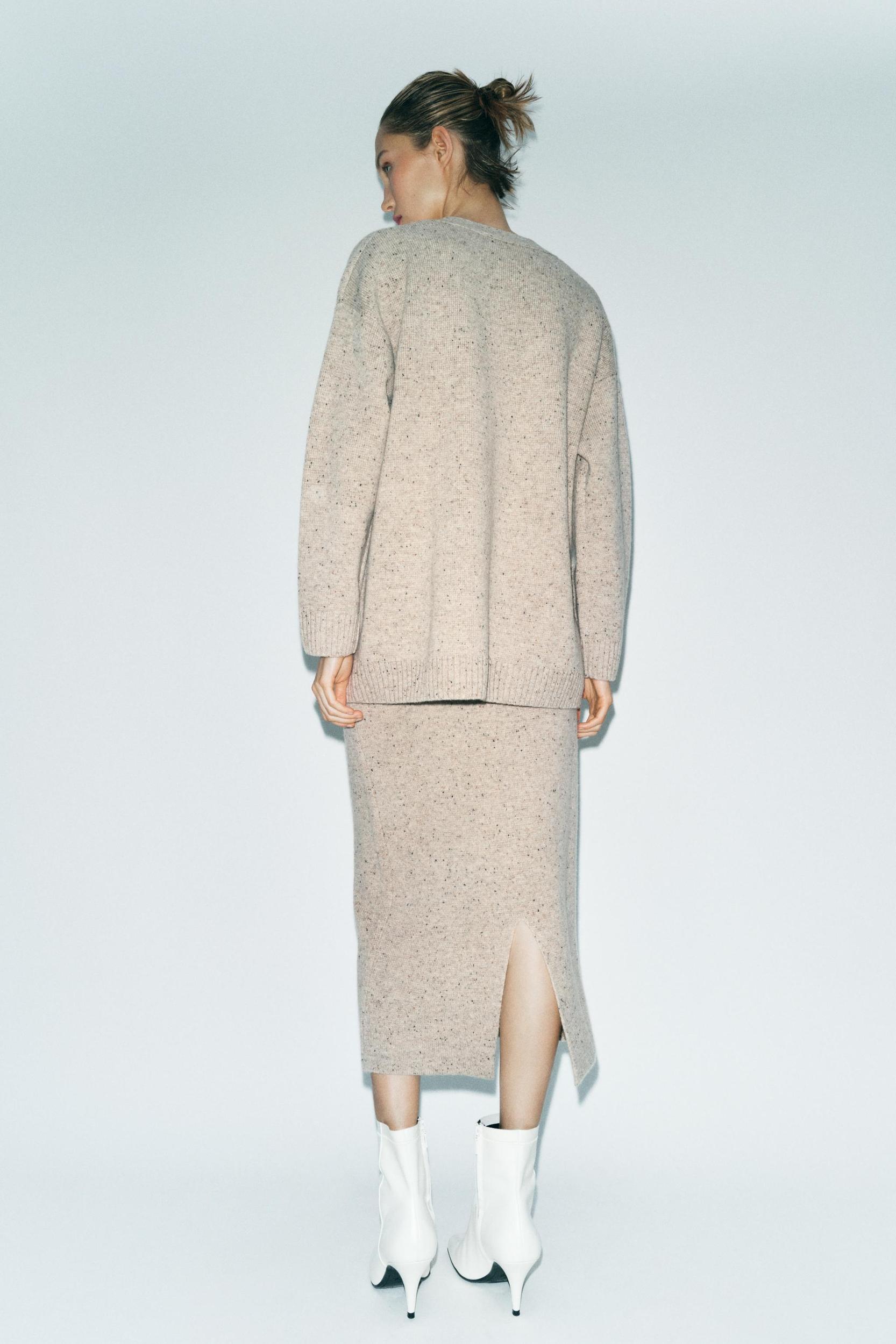 100% WOOL MIDI SKIRT Product Image