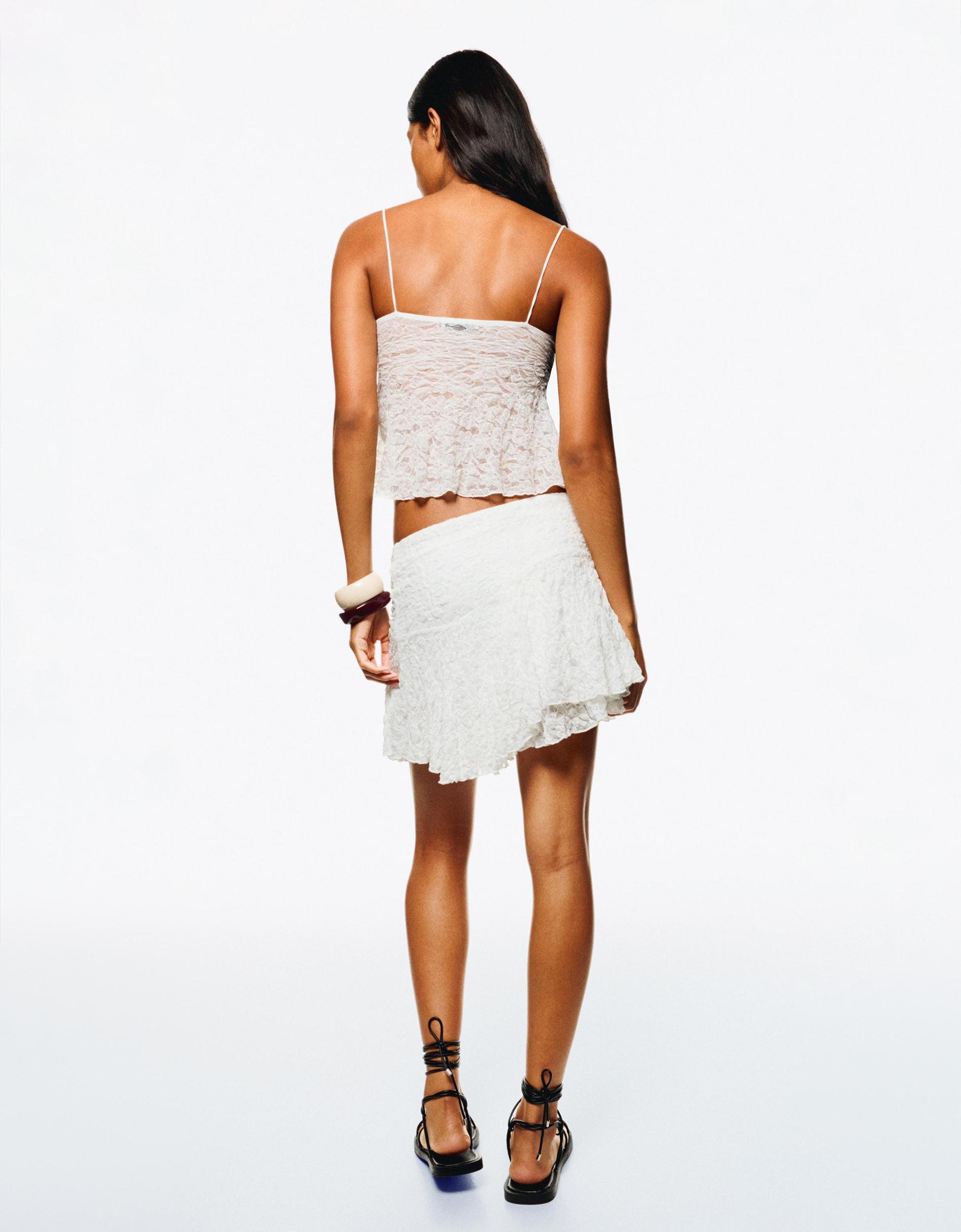 Blonde lace ruffled mini skirt Product Image