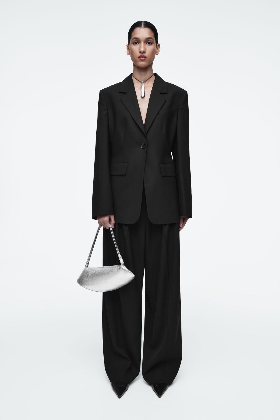 COVE CLUTCH BAG - LEATHER Product Image