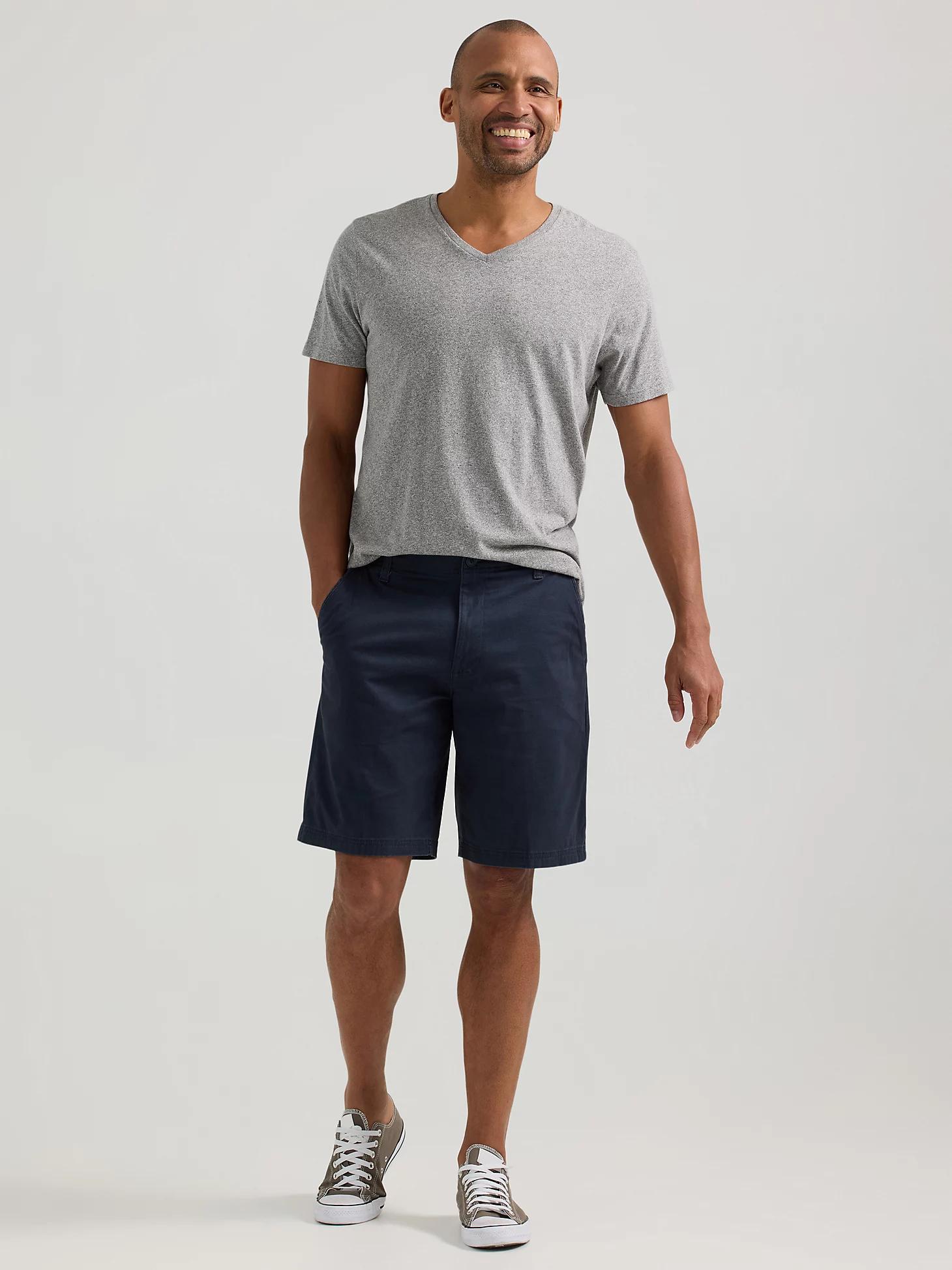 Men’s Extreme Motion Short | Khaki Cargo Shorts| Lee® Product Image