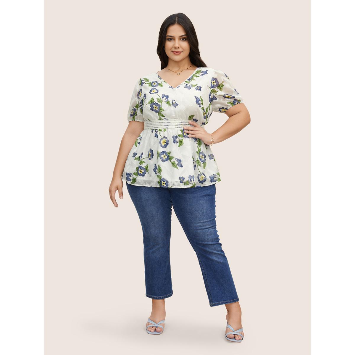 Plus Size Originalwhite Floral Lace Panel Puff Sleeve Blouse Women Elegant Short sleeve V-neck Everyday Blouses BloomChic 10/M Product Image