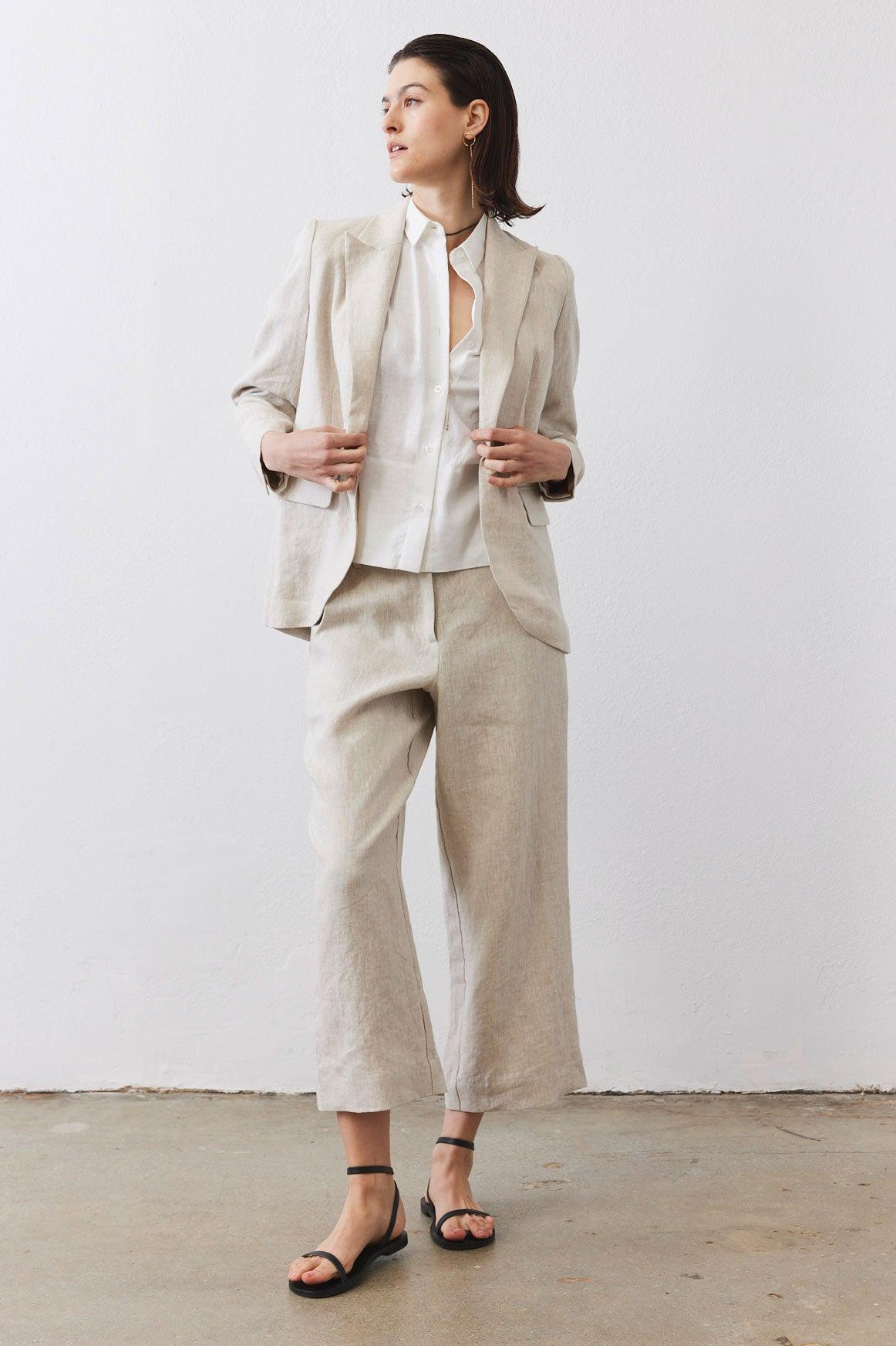 The Linen Classic Blazer That Upgrades You Product Image