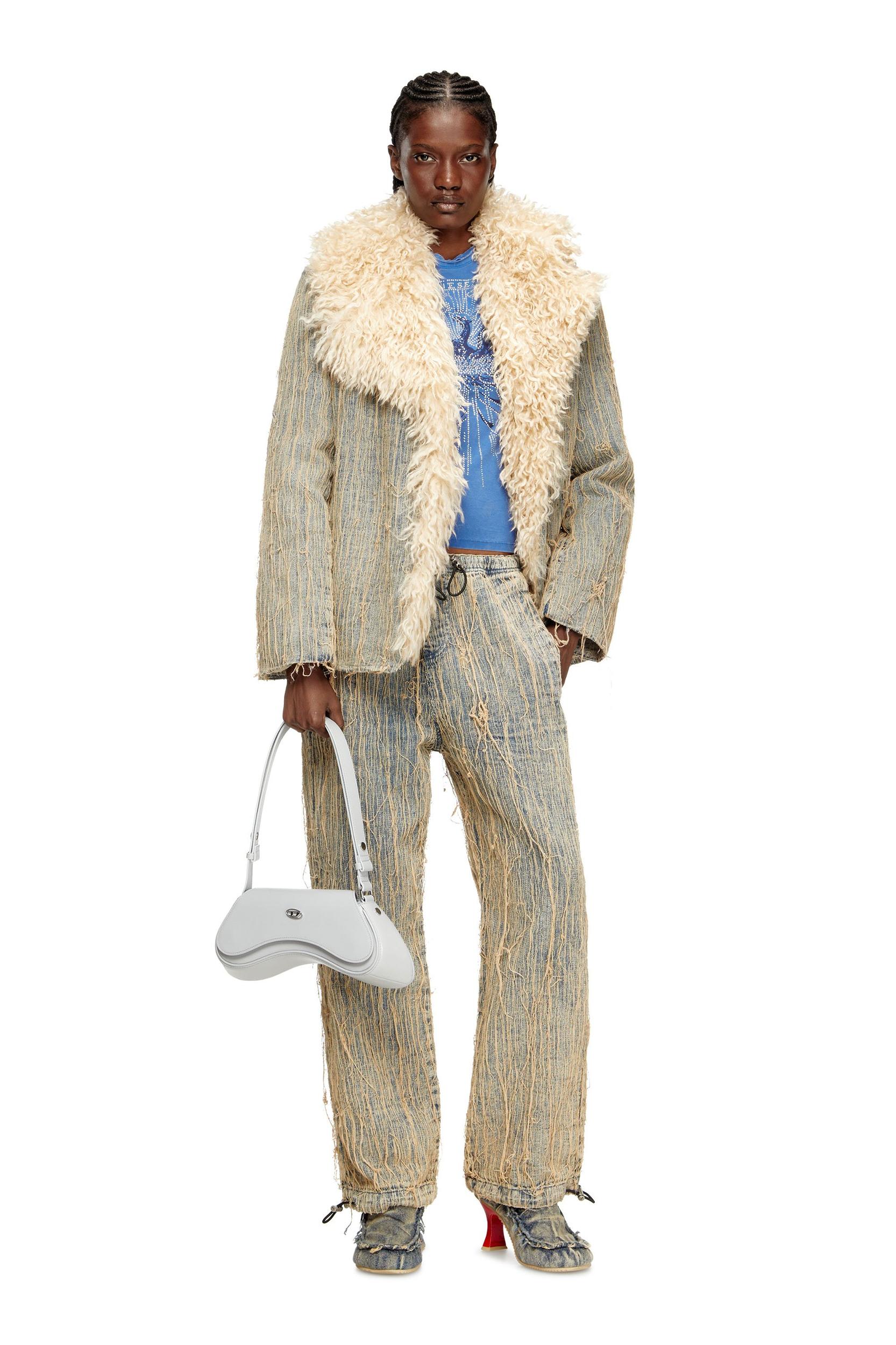 PLAY CROSSBODY Product Image