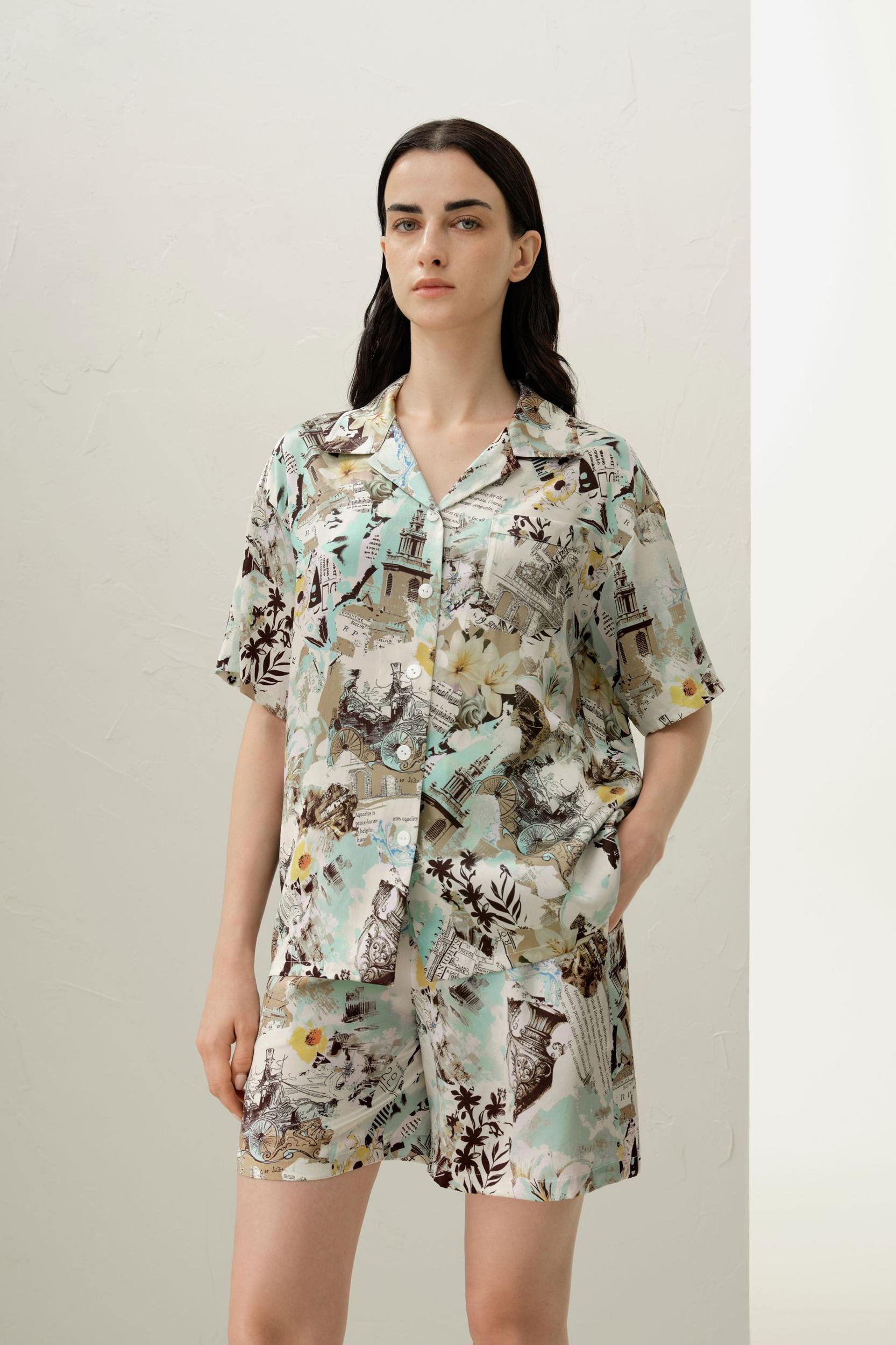 Aquarius Zodiac Short Silk Pajama Set Product Image