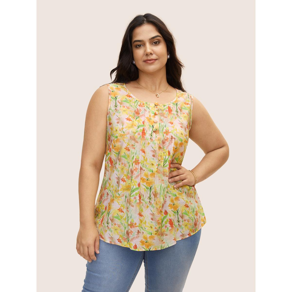 Plus Size Floral Pleated Button Detail Tank Top Women Multicolor Elegant Contrast Round Neck Everyday Tank Tops Camis BloomChic 12/L Product Image