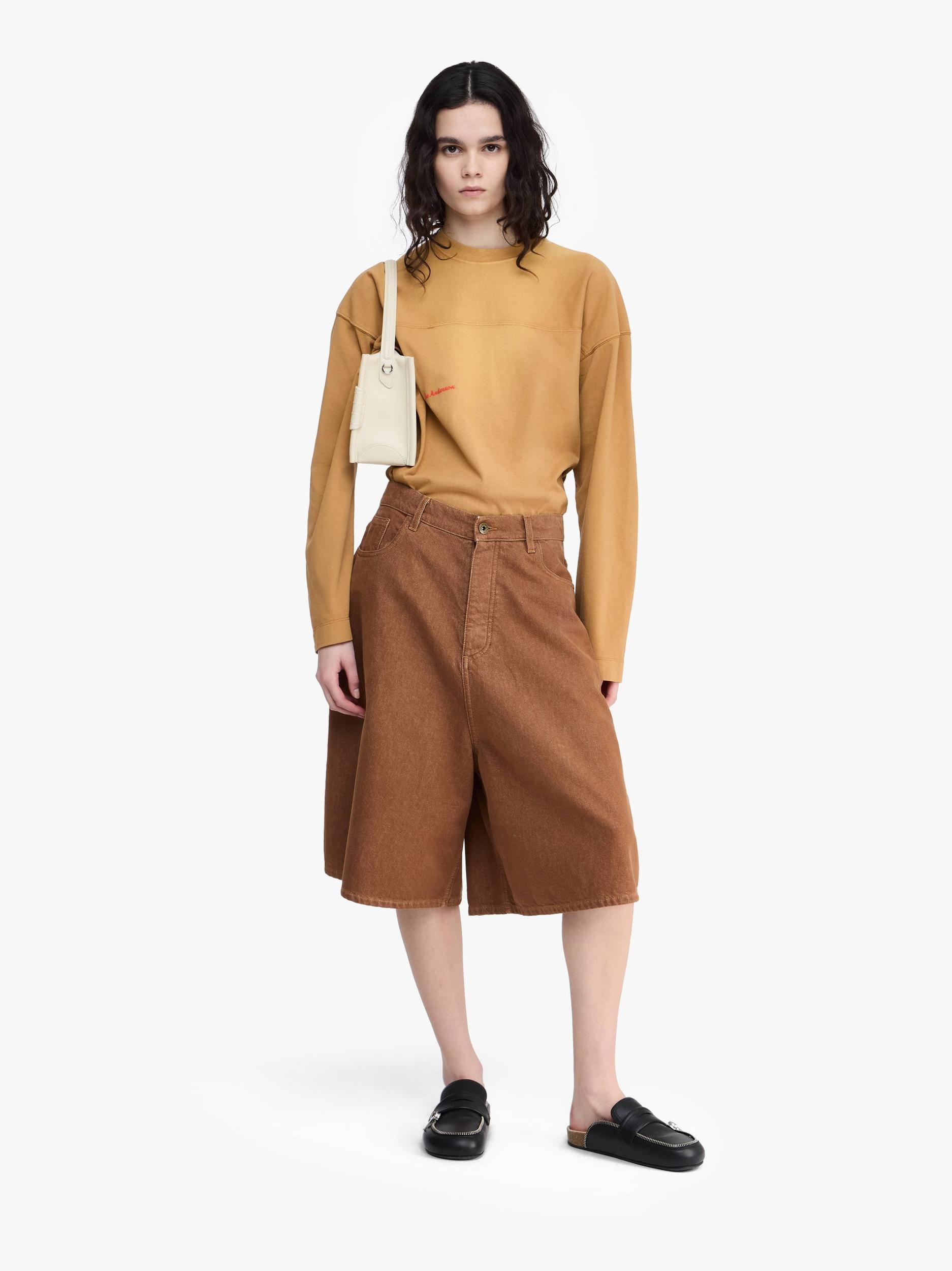 AGED DENIM SHORTS Product Image