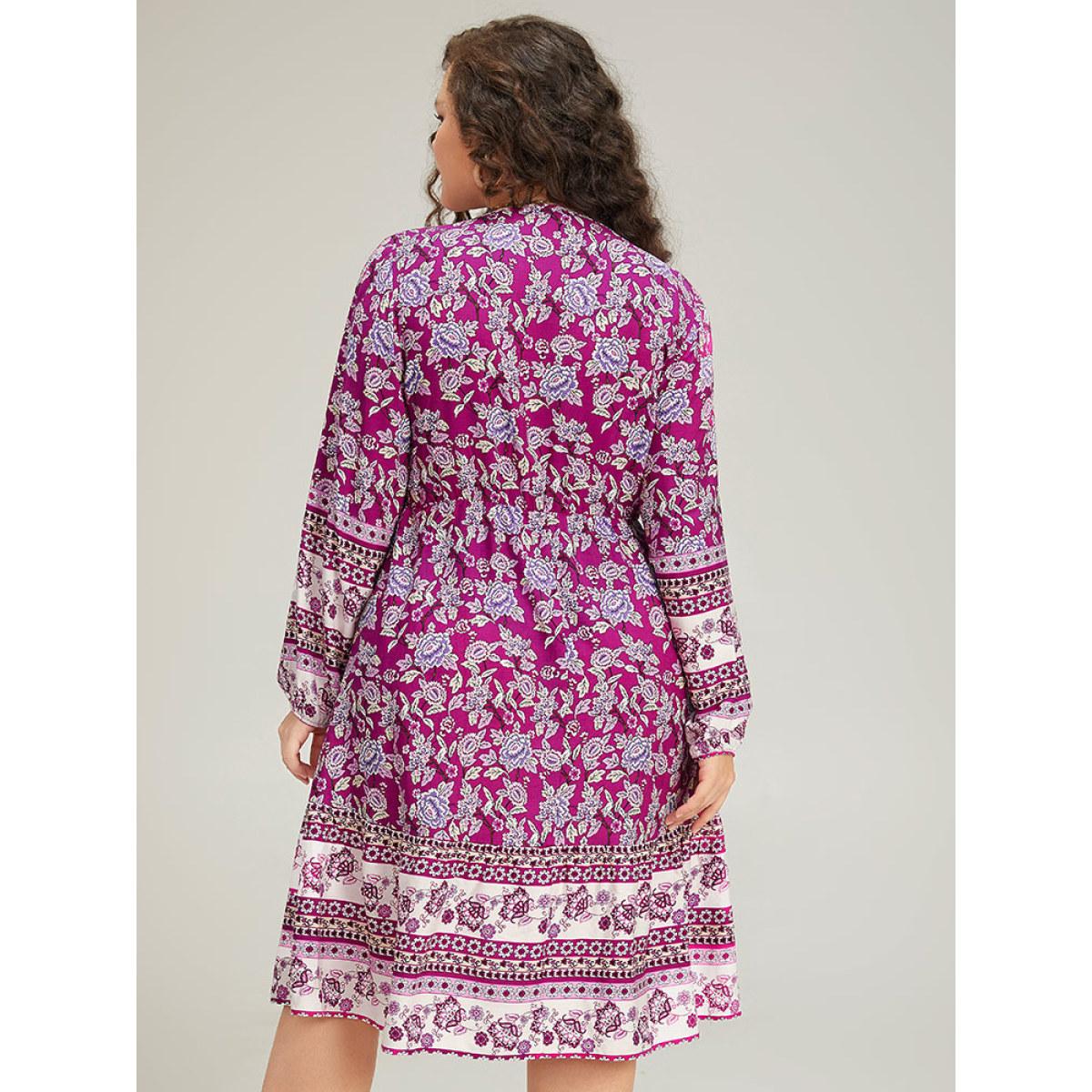 Plus Size Bandana Print Pocket V Neck Shirred Dress Purple Women Vacation Elastic cuffs V-neck Long Sleeve Curvy Midi Dress BloomChic 14-16/1X Product Image