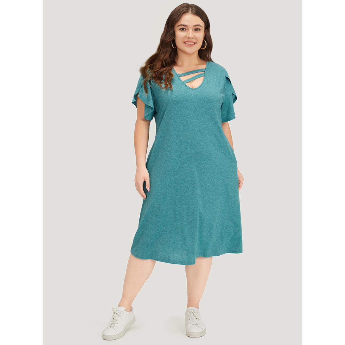 Plus Size Supersoft Essentials Solid Pocket Keyhole Petal Sleeve Dress Cerulean Women Casual Plain V-neck Short sleeve Curvy Midi Dress BloomChic 22-24/3X Product Image