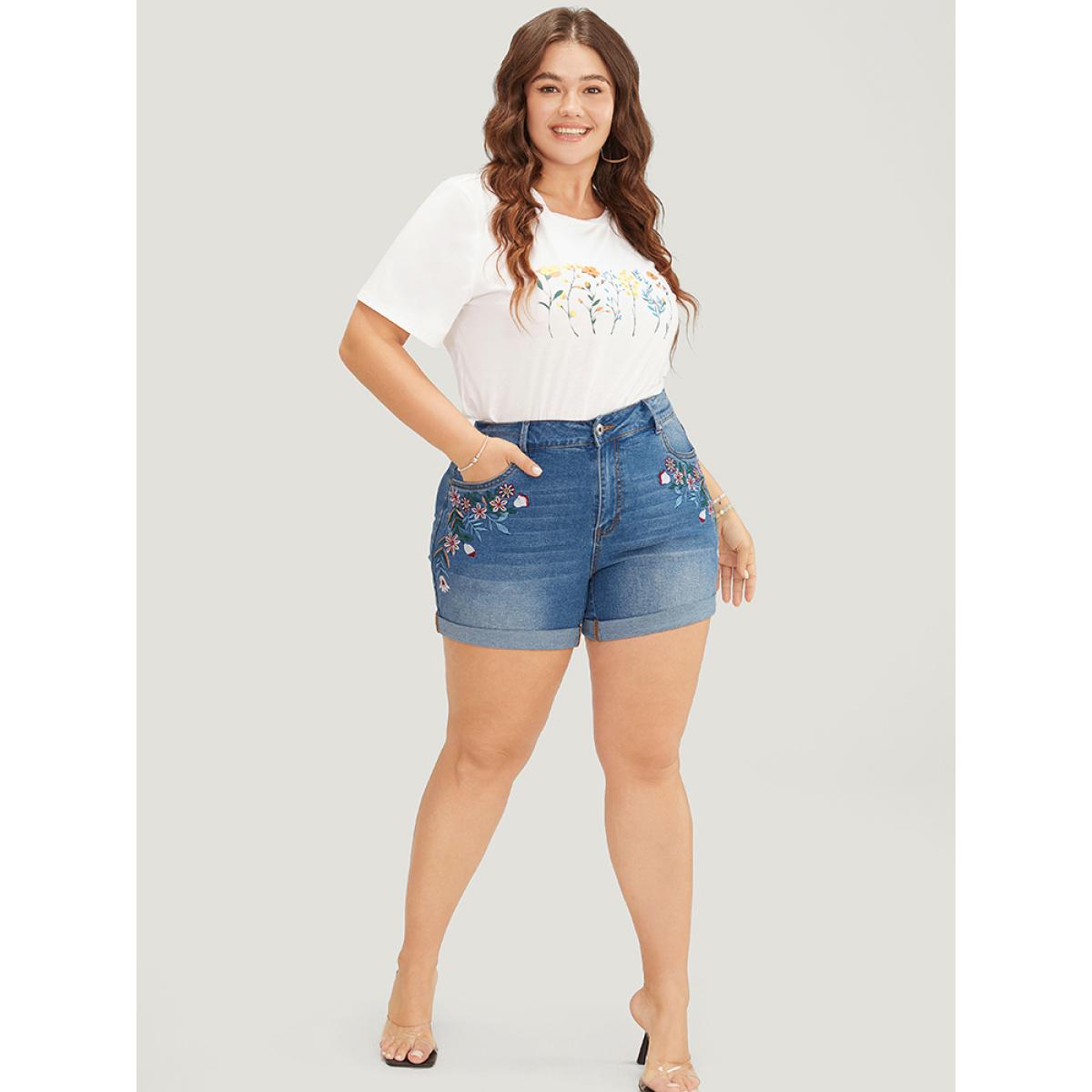 Plus Size Slightly Stretchy Light Wash Floral Embroidered Roll Hem Denim Shorts Women LightBlue Casual Ditsy Floral Embroidered Low stretch Patch pocket Jeans BloomChic 10/M Product Image