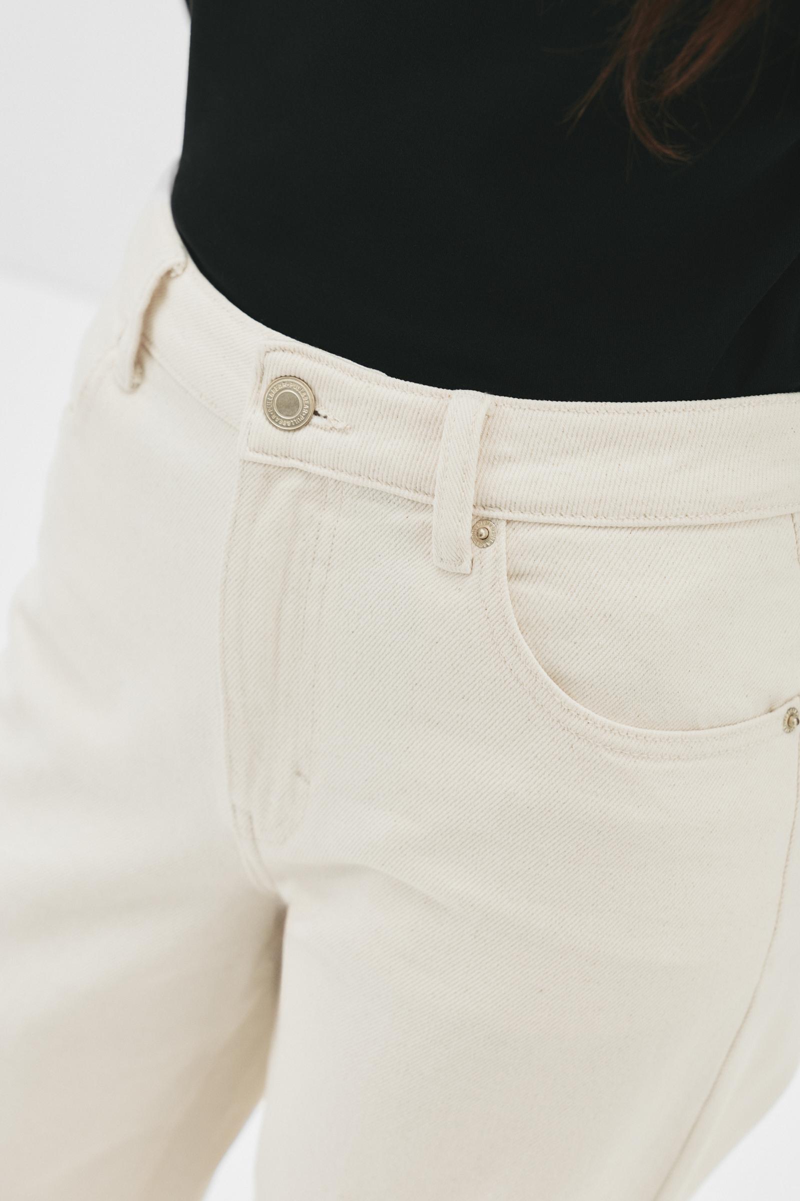 High-rise wide leg jeans Product Image