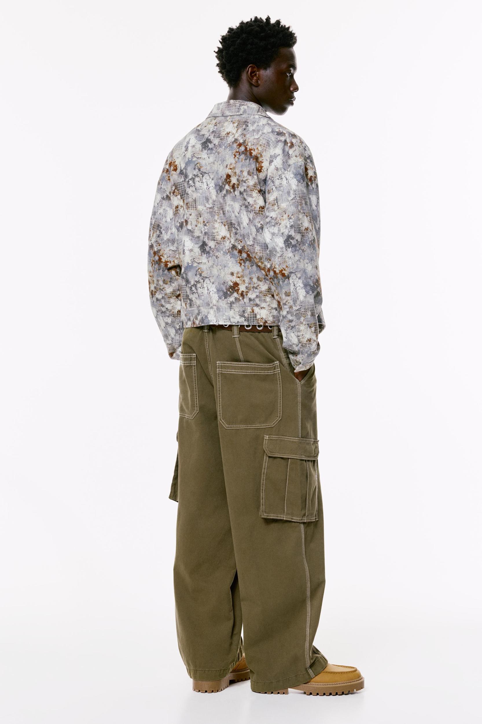 Baggy cargo trousers Product Image