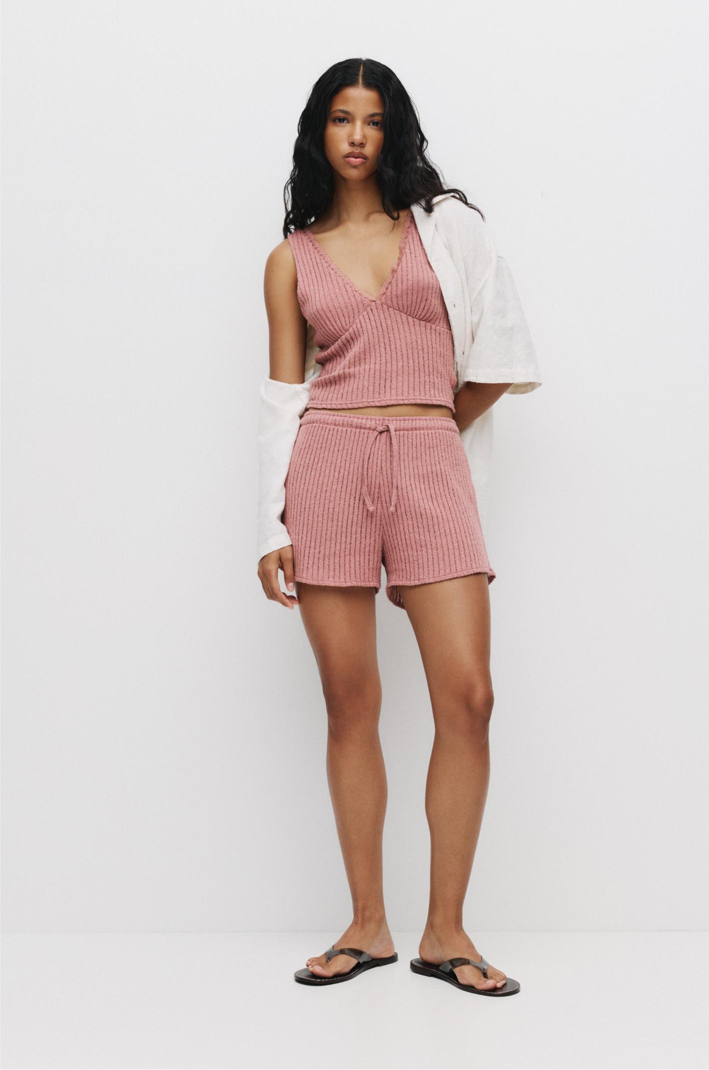 Open-knit shorts Product Image