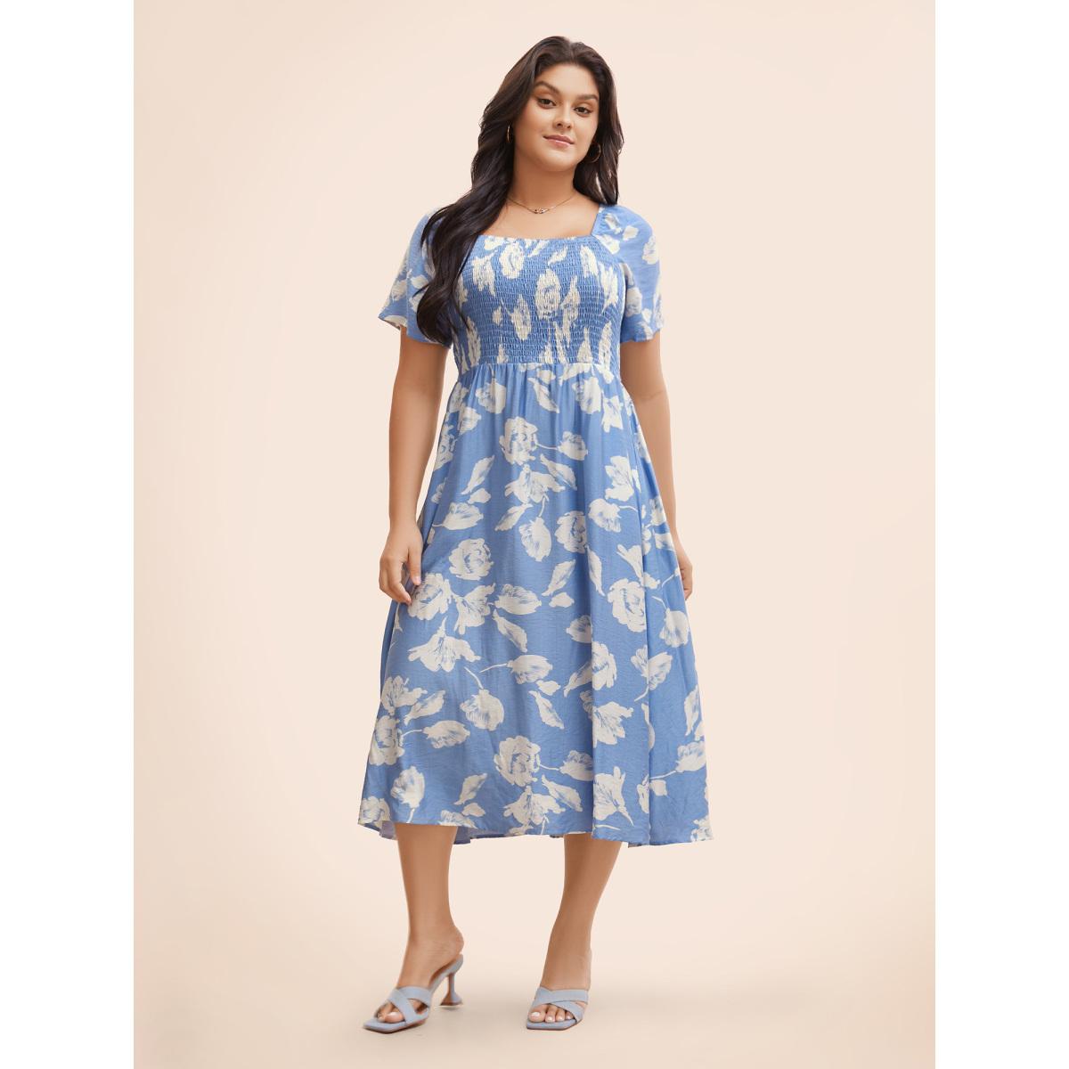 Plus Size Square Neck Silhouette Floral Print Shirred Dress LightBlue Women Elegant Shirred Square Neck Short sleeve Curvy BloomChic 22-24/3X Product Image