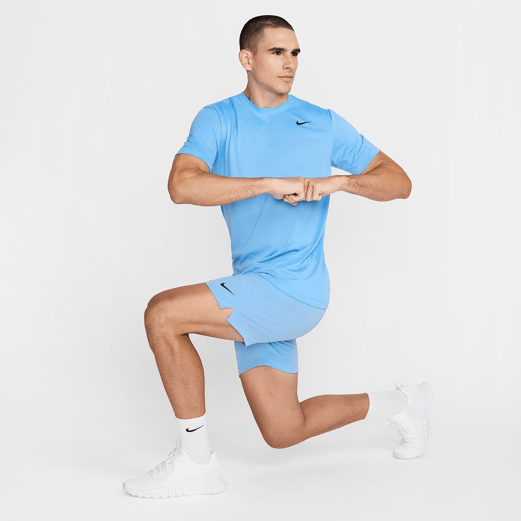 Nike Men's Dri-FIT Legend Fitness T-Shirt Product Image